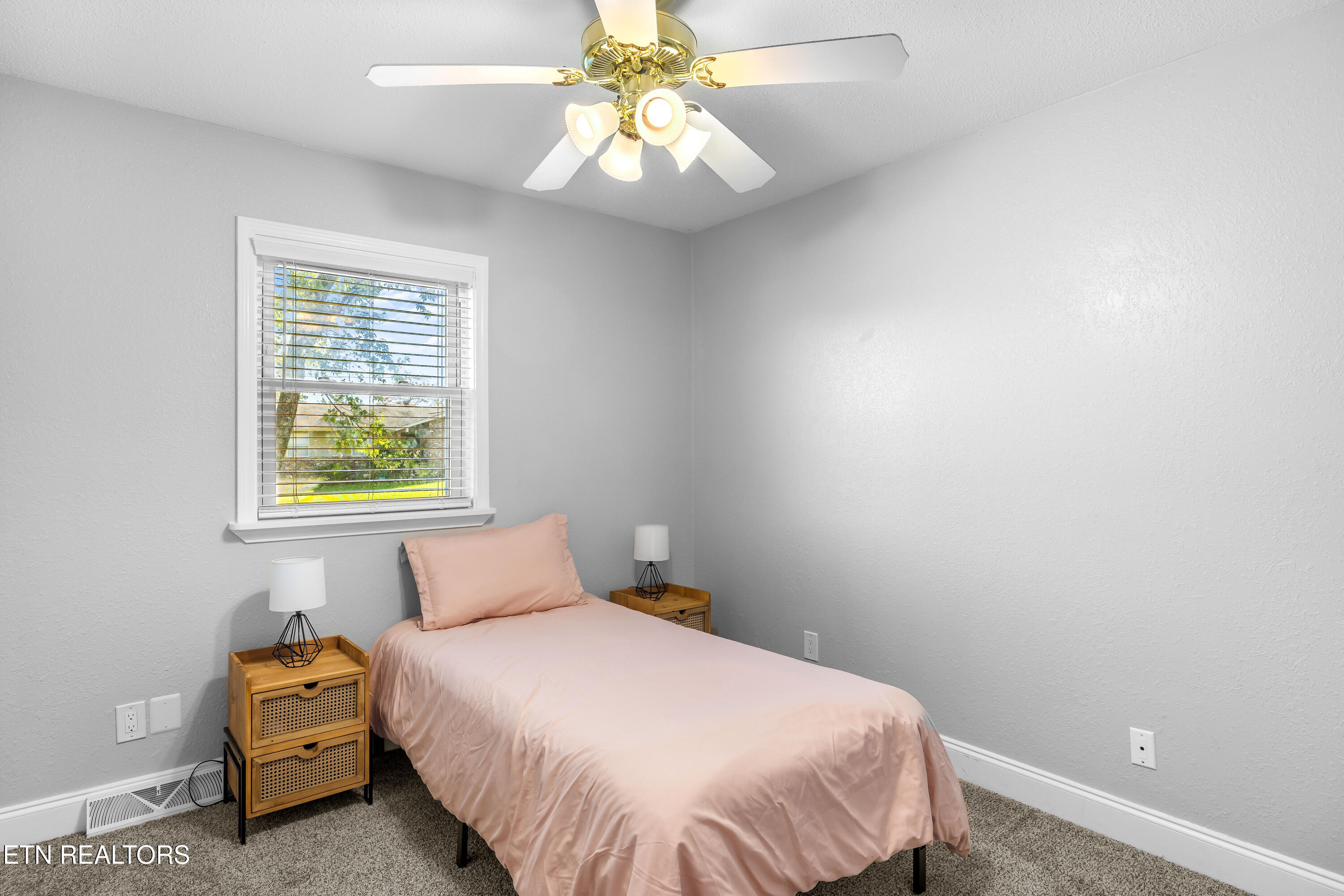 11909 Midhurst Drive Knoxville TN 37934