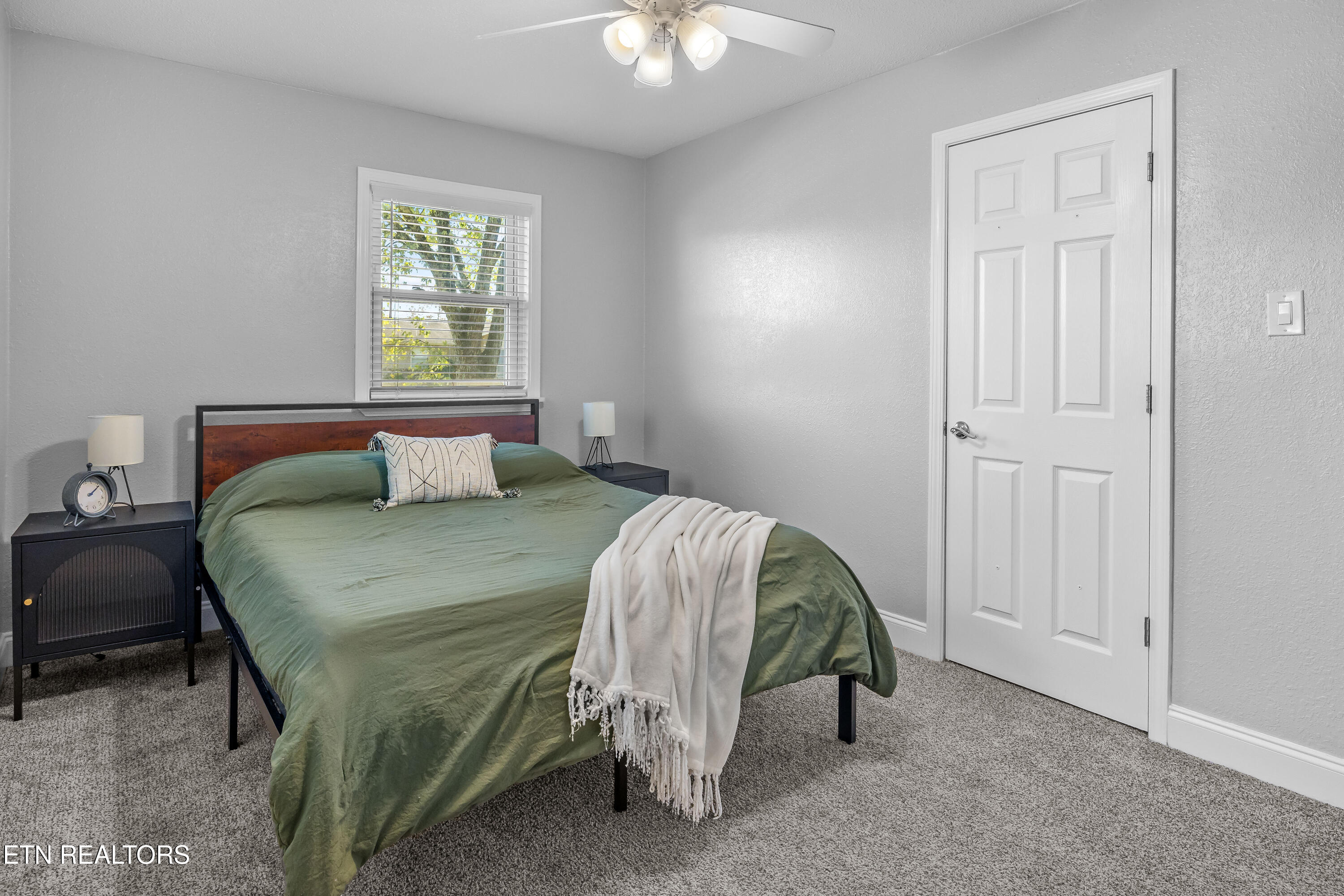 11909 Midhurst Drive Knoxville TN 37934