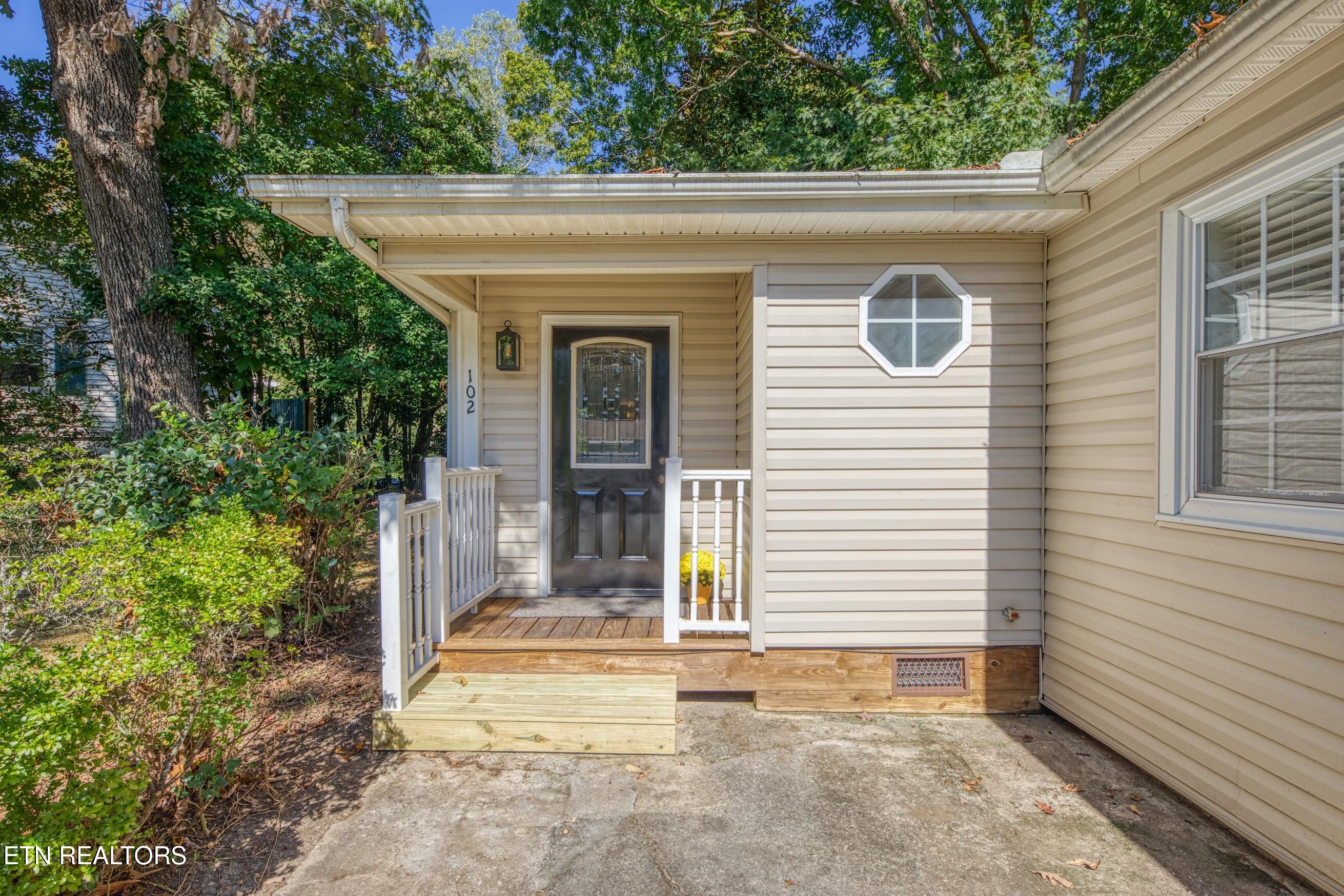 102 Decatur Road Oak Ridge TN 37830