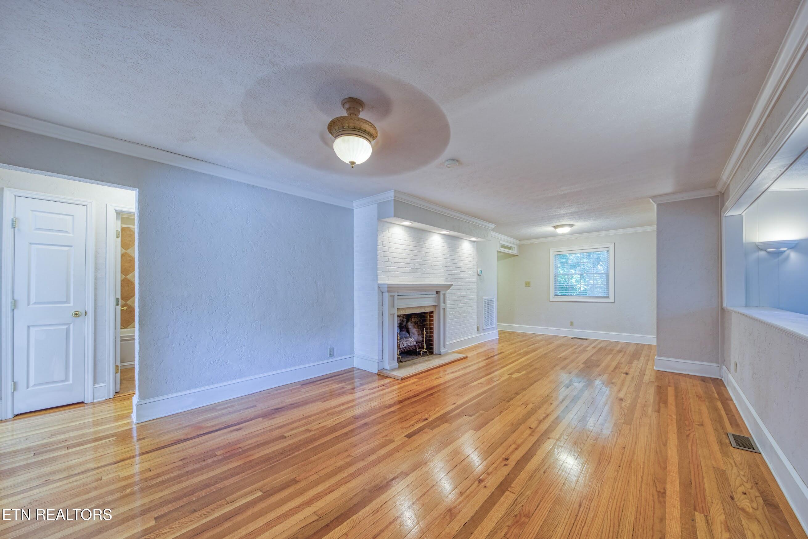 102 Decatur Road Oak Ridge TN 37830
