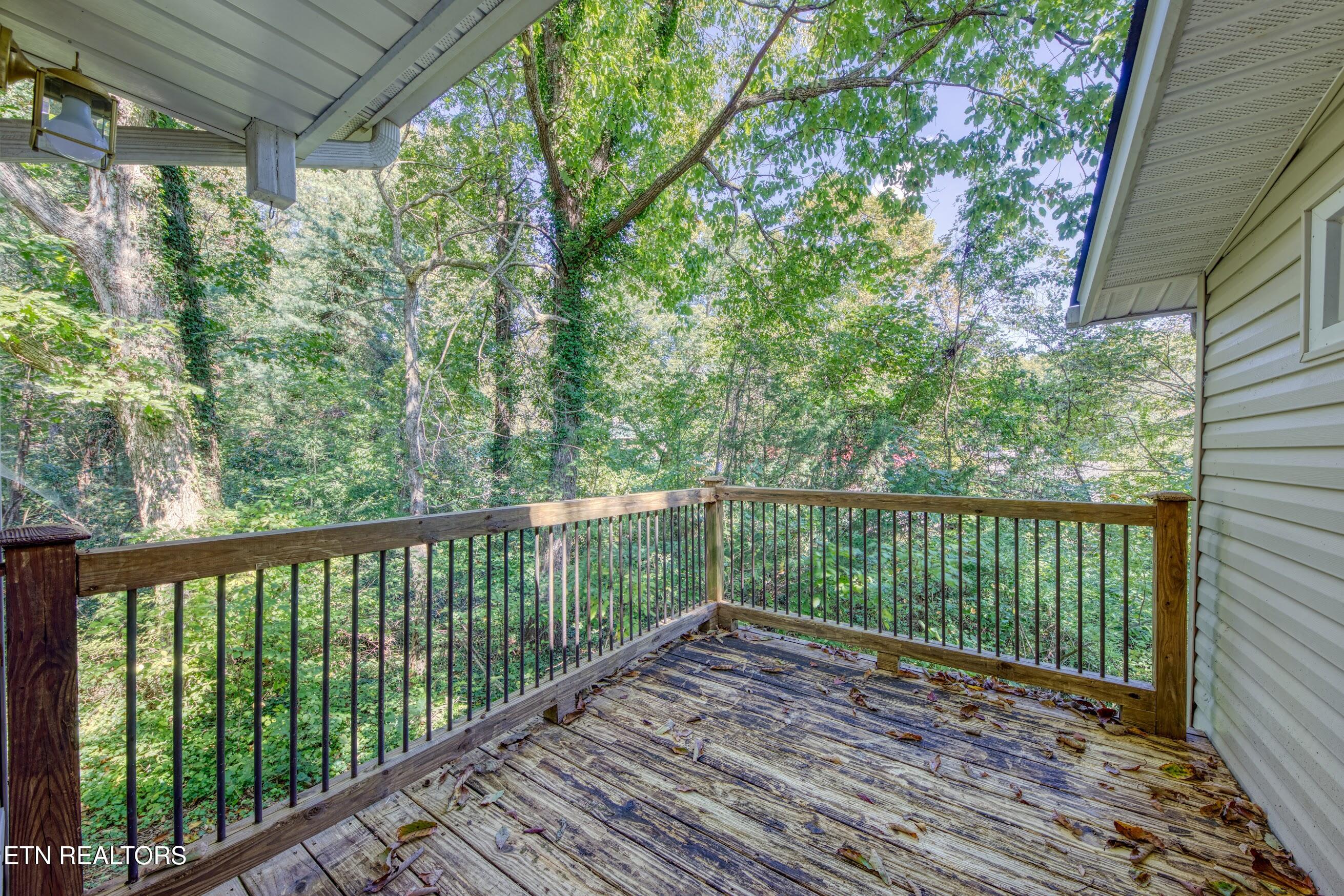 102 Decatur Road Oak Ridge TN 37830