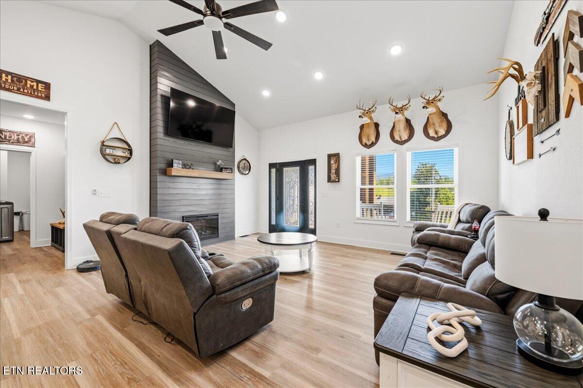 309 Greene Lane Lafollette TN 37766