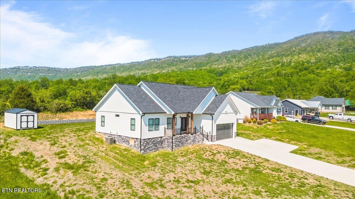 309 Greene Lane Lafollette TN 37766