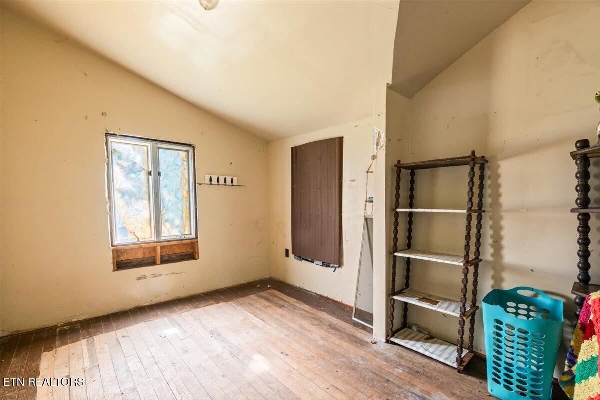 216 Pine Hollow Road Jacksboro TN 37757
