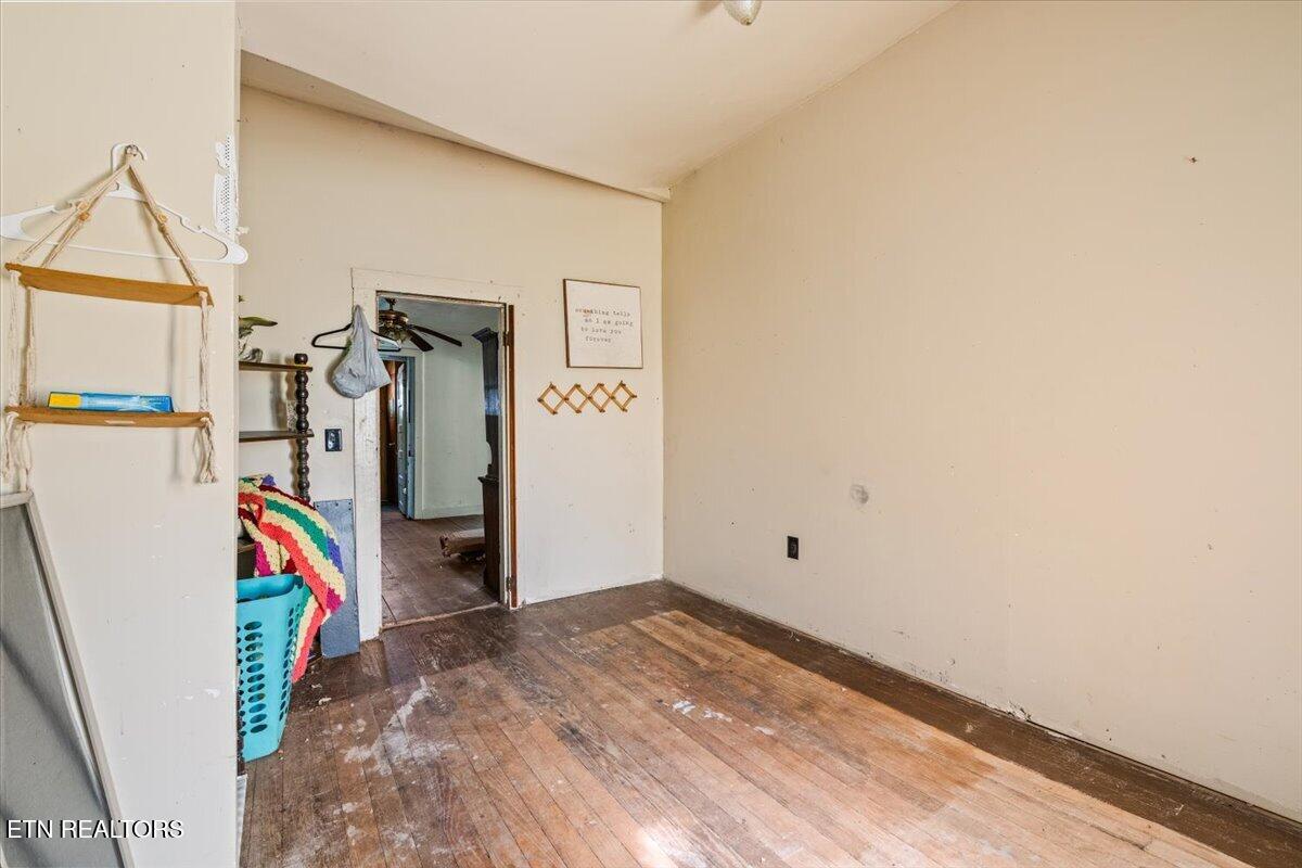 216 Pine Hollow Road Jacksboro TN 37757