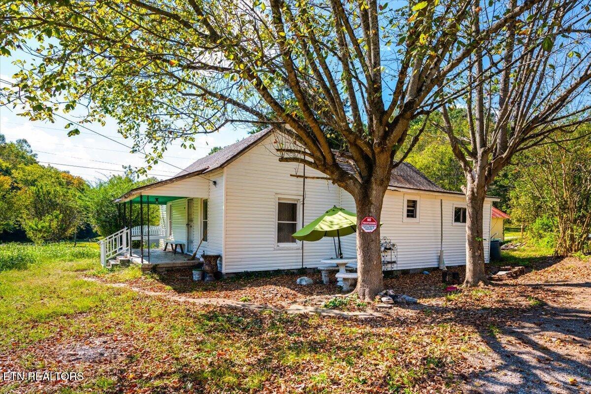 216 Pine Hollow Road Jacksboro TN 37757