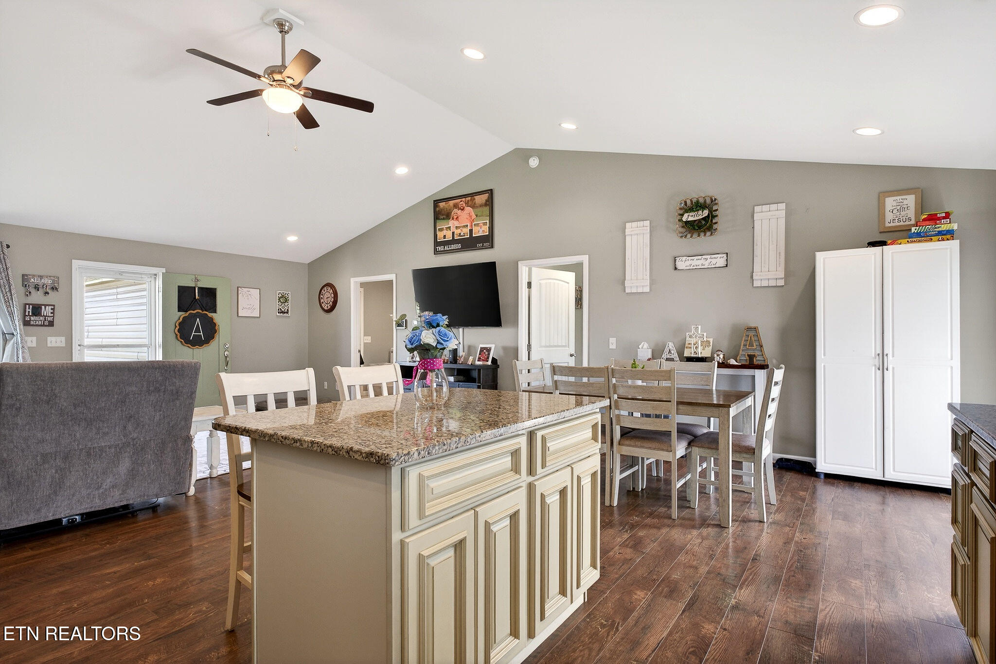 311 Valley Pointe Drive Baxter TN 38544