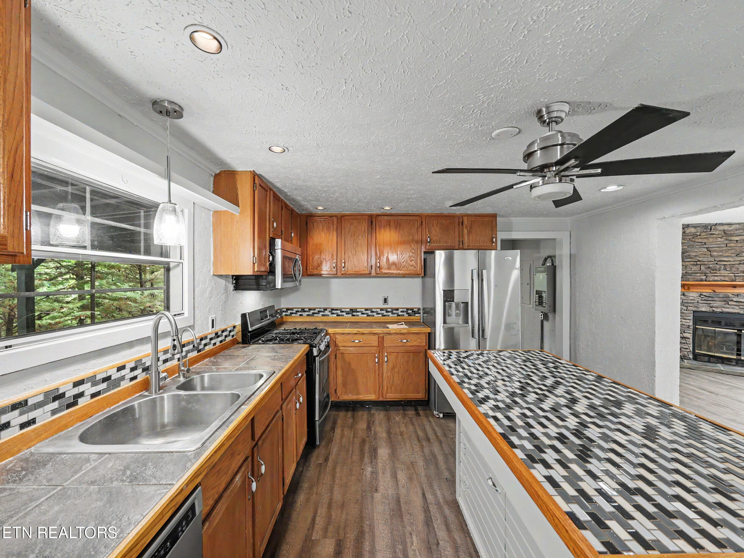 3670 Chilhowee Maryville TN 37803