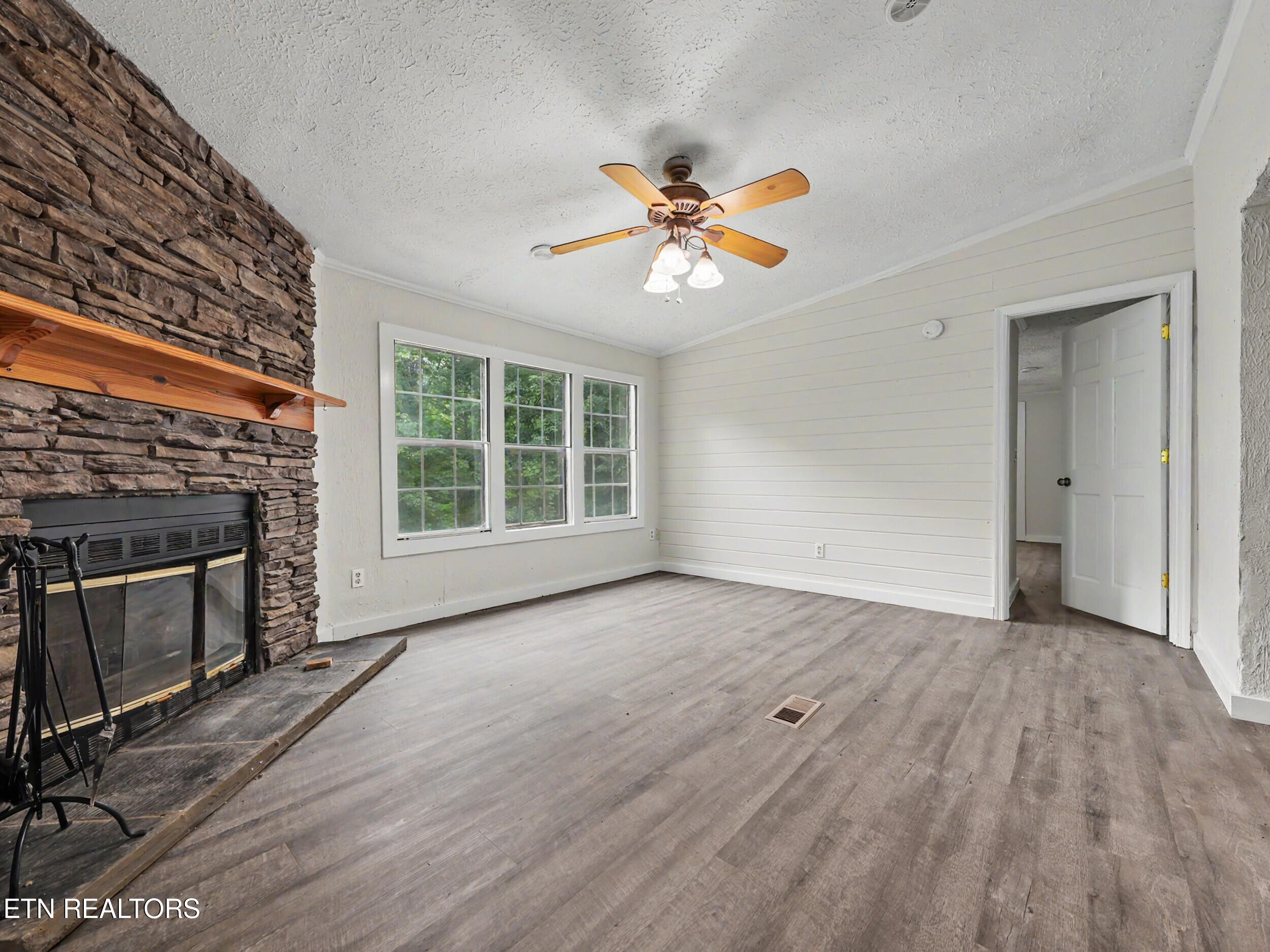 3670 Chilhowee Maryville TN 37803