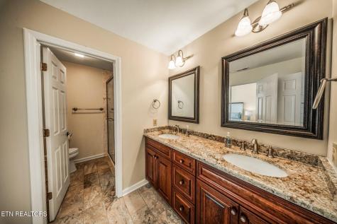 103 Tuhdegwa Way Loudon TN 37774