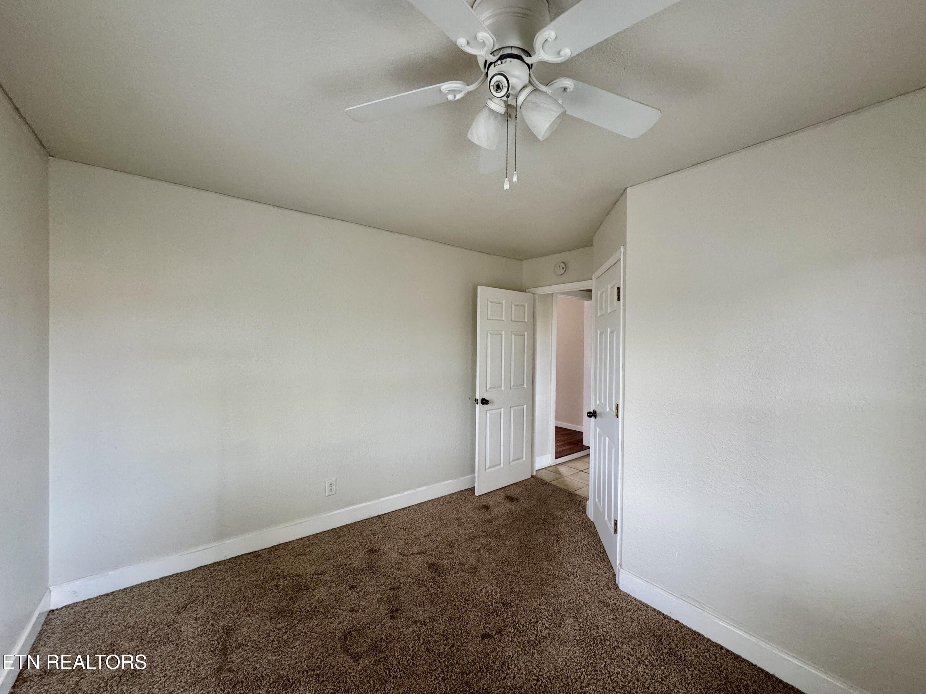 101 E Maire Avenue Clinton TN 37716