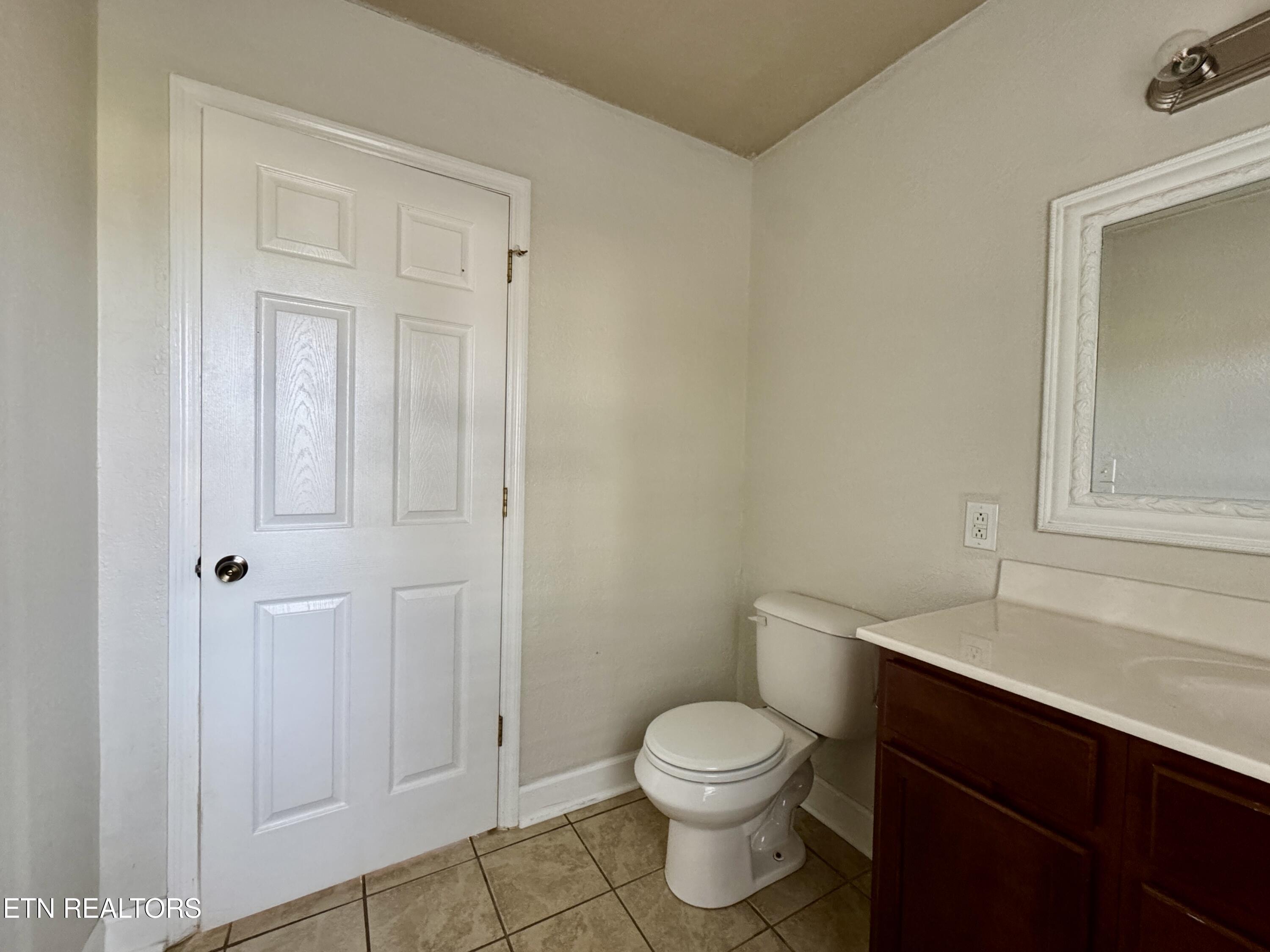101 E Maire Avenue Clinton TN 37716