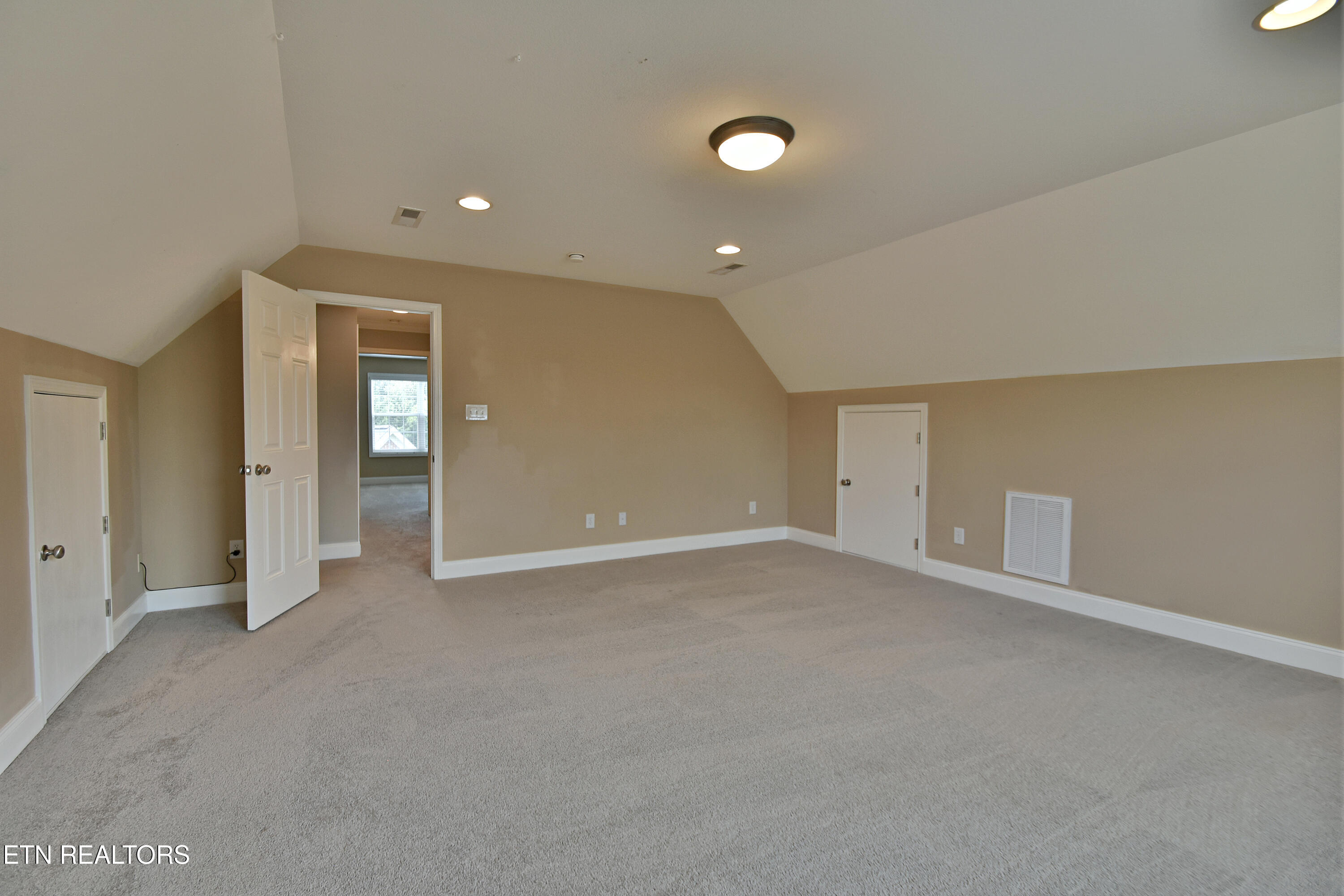 524 Rockwell Farm Lane Knoxville TN 37934