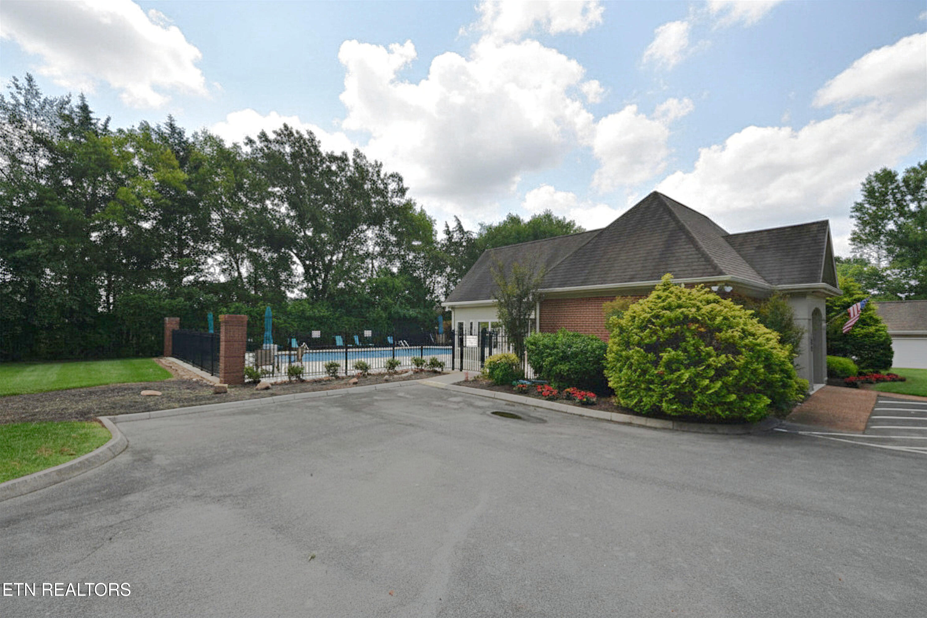 524 Rockwell Farm Lane Knoxville TN 37934