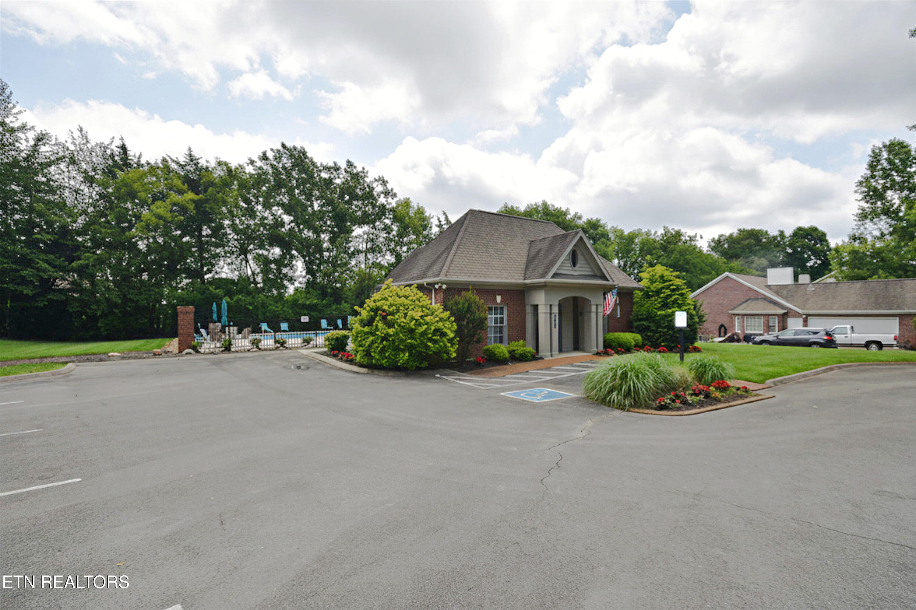 524 Rockwell Farm Lane Knoxville TN 37934