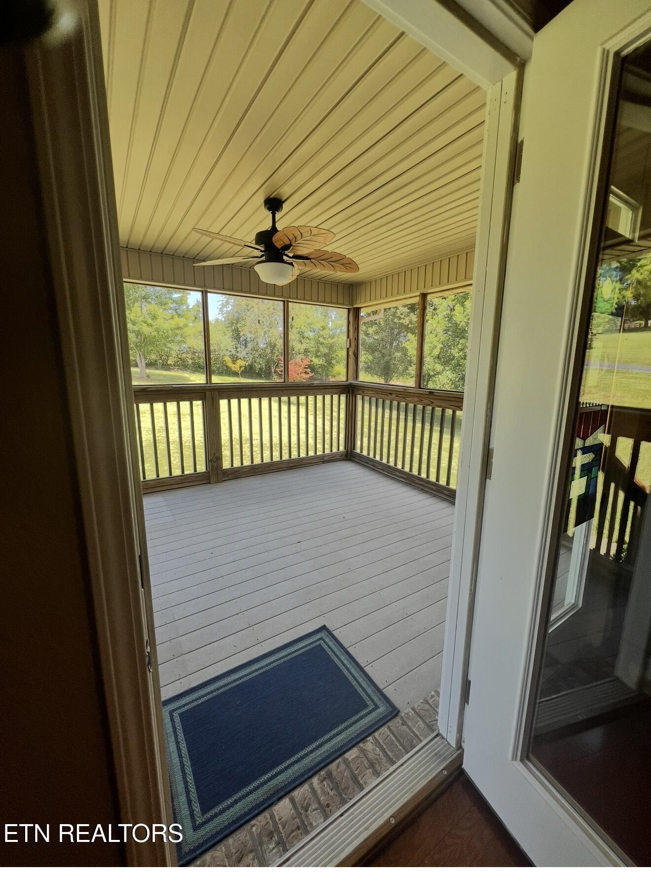 2449 Oakview Lane Sevierville TN 37876
