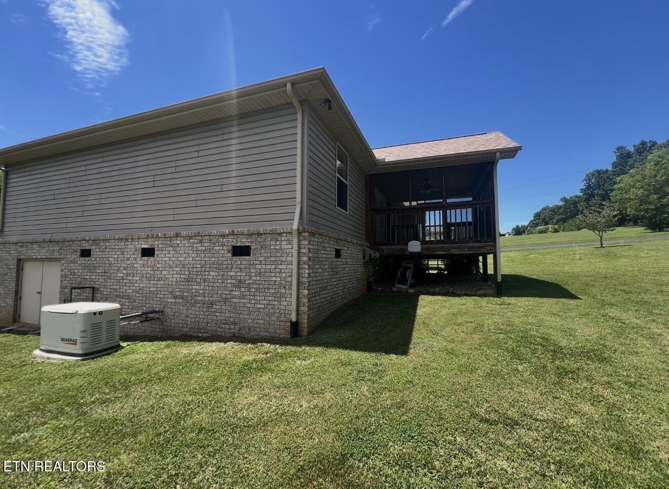 2449 Oakview Lane Sevierville TN 37876