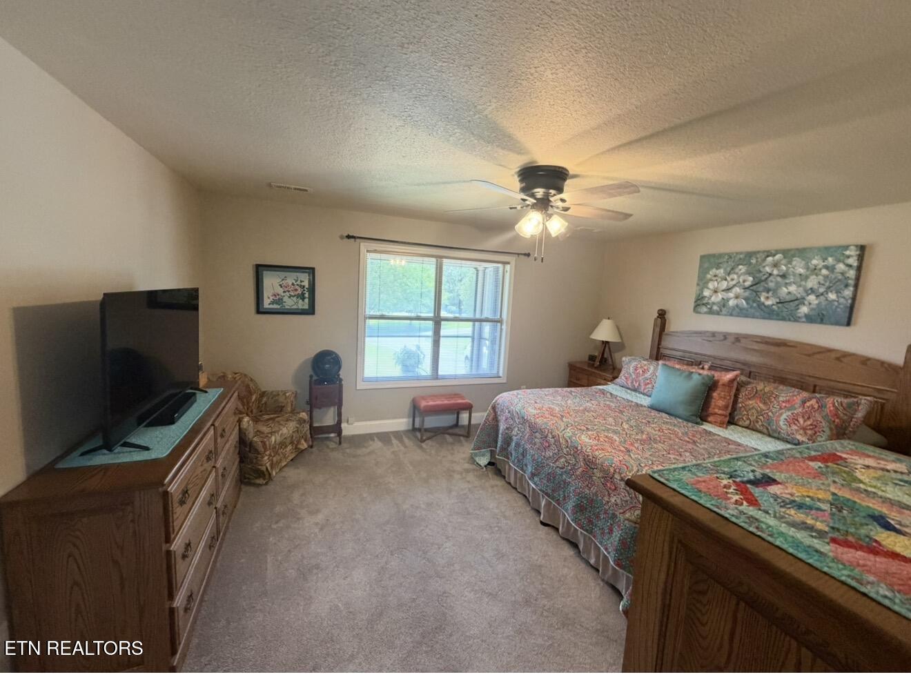 2449 Oakview Lane Sevierville TN 37876