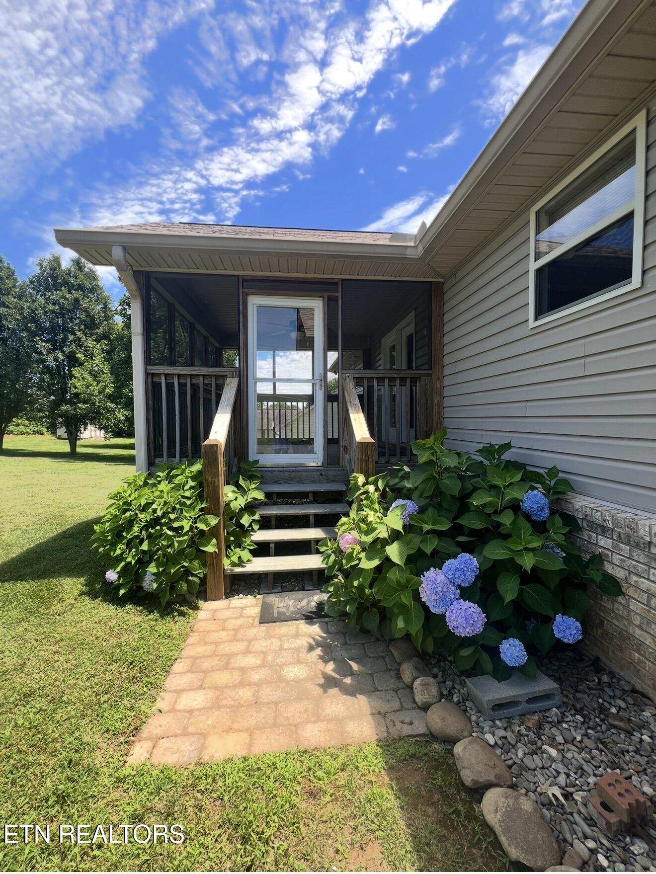 2449 Oakview Lane Sevierville TN 37876