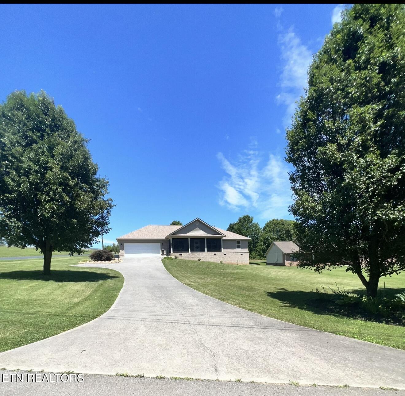 2449 Oakview Lane Sevierville TN 37876