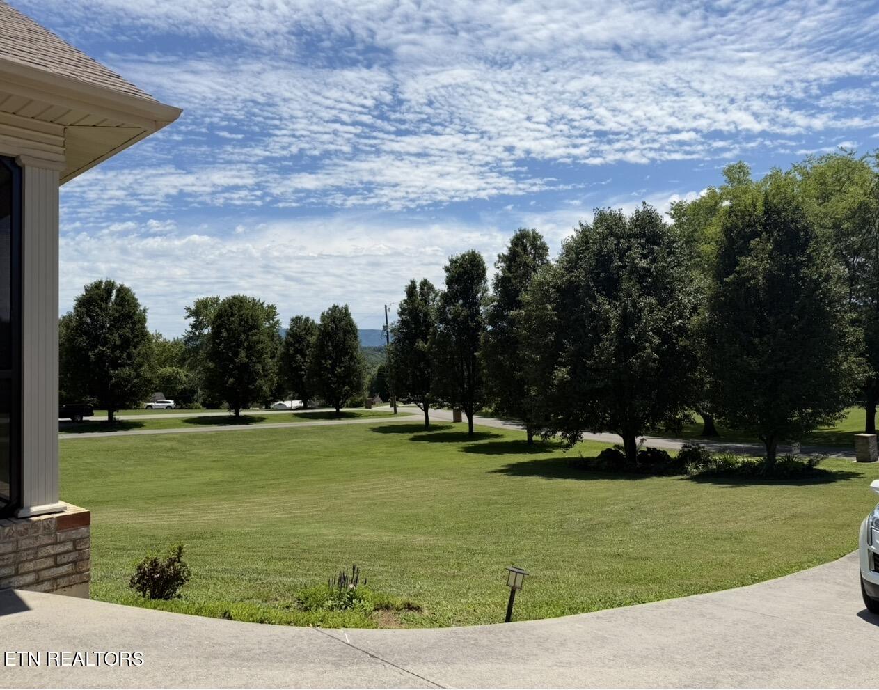 2449 Oakview Lane Sevierville TN 37876