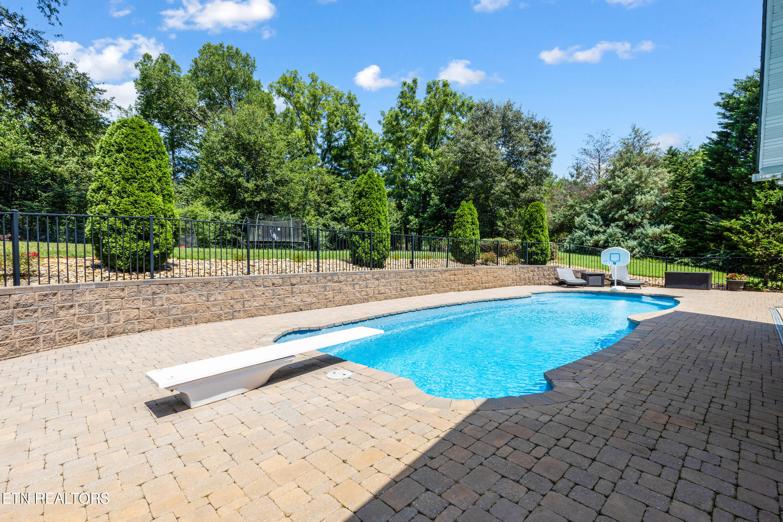 2613 Cross Creek Drive Maryville TN 37803