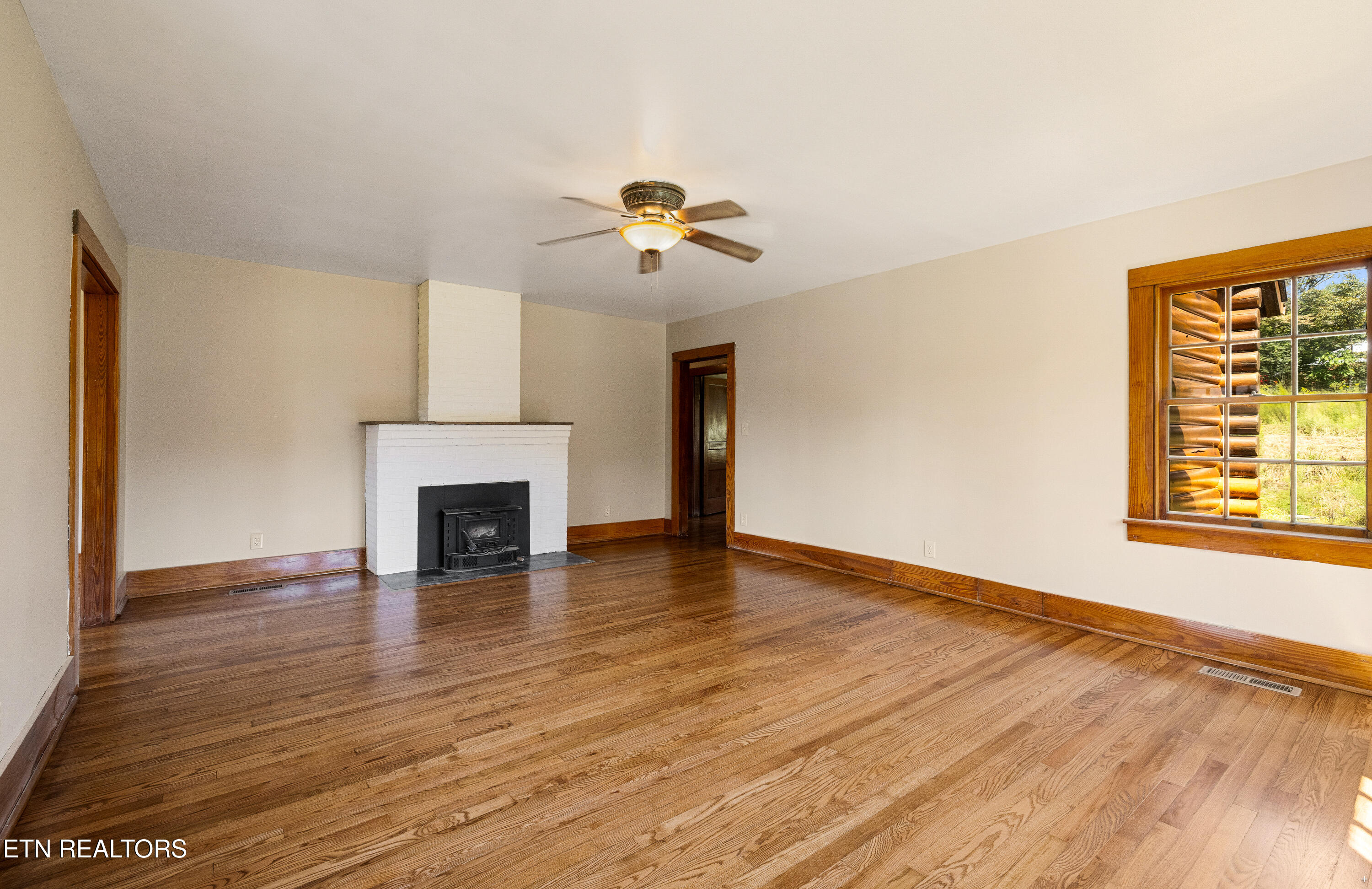 2356 Old Harriman Highway Harriman TN 37748