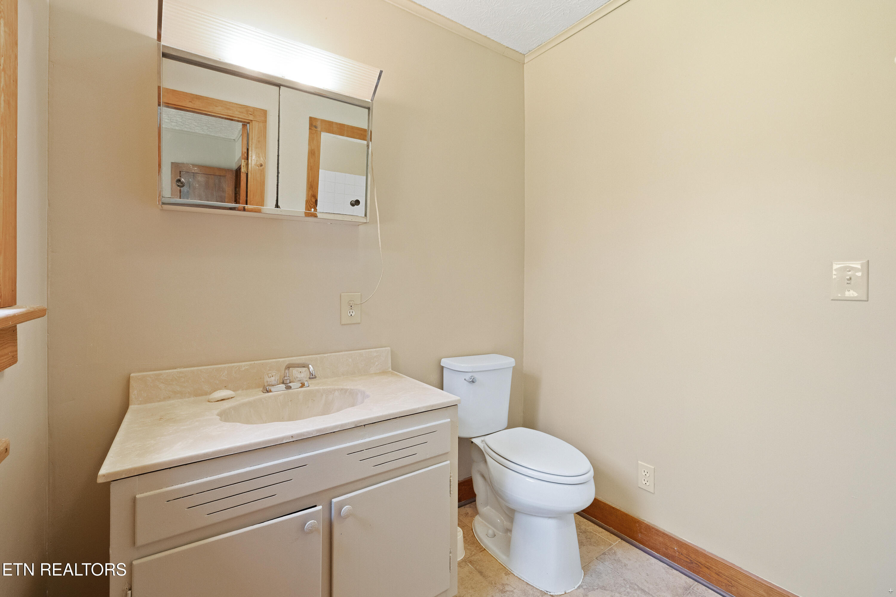 2356 Old Harriman Highway Harriman TN 37748