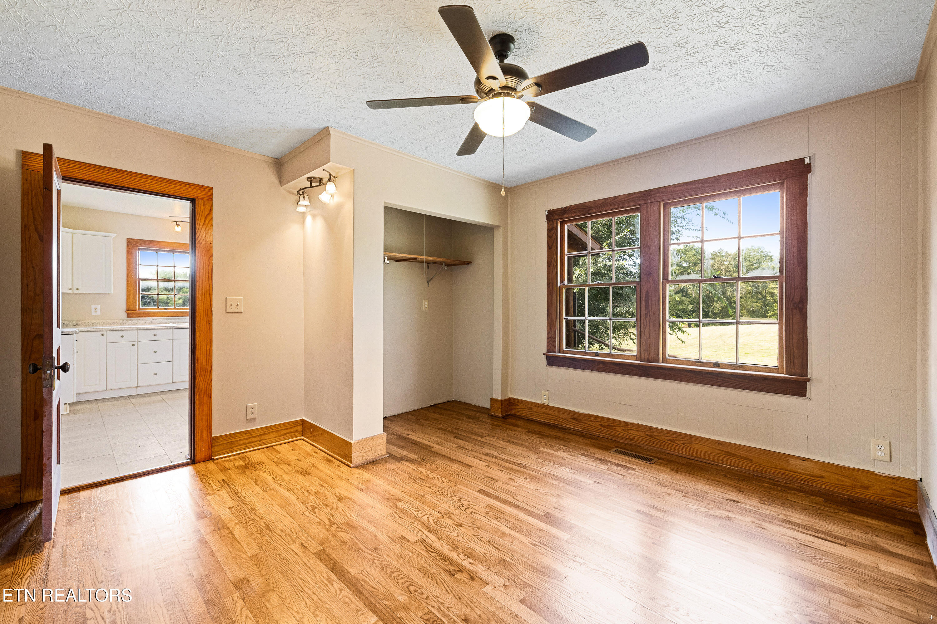 2356 Old Harriman Highway Harriman TN 37748