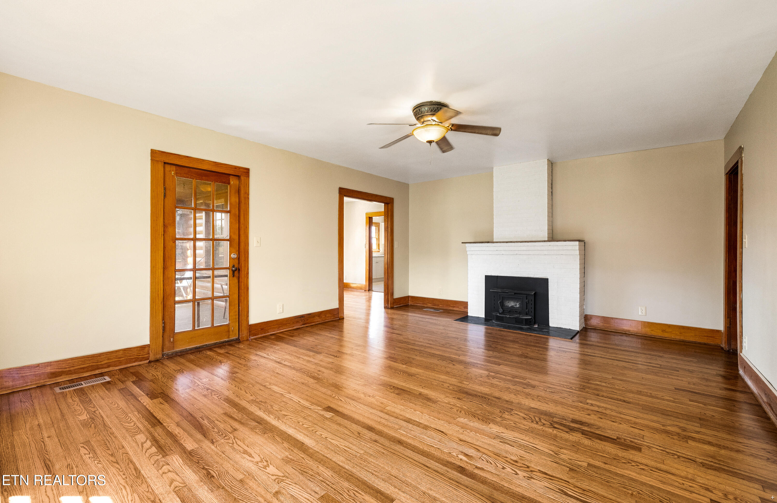 2356 Old Harriman Highway Harriman TN 37748