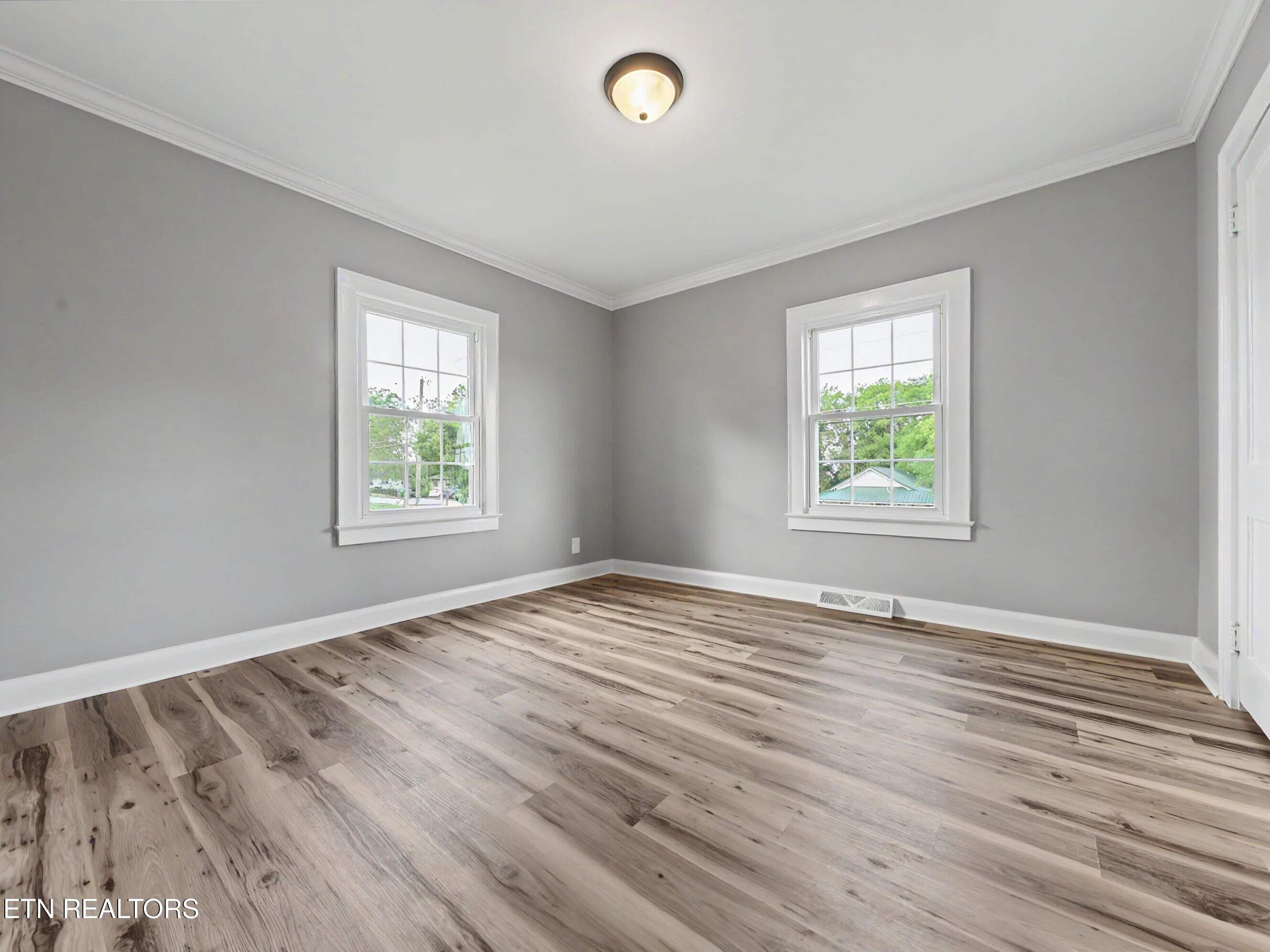 1412 Forest Avenue Maryville TN 37804