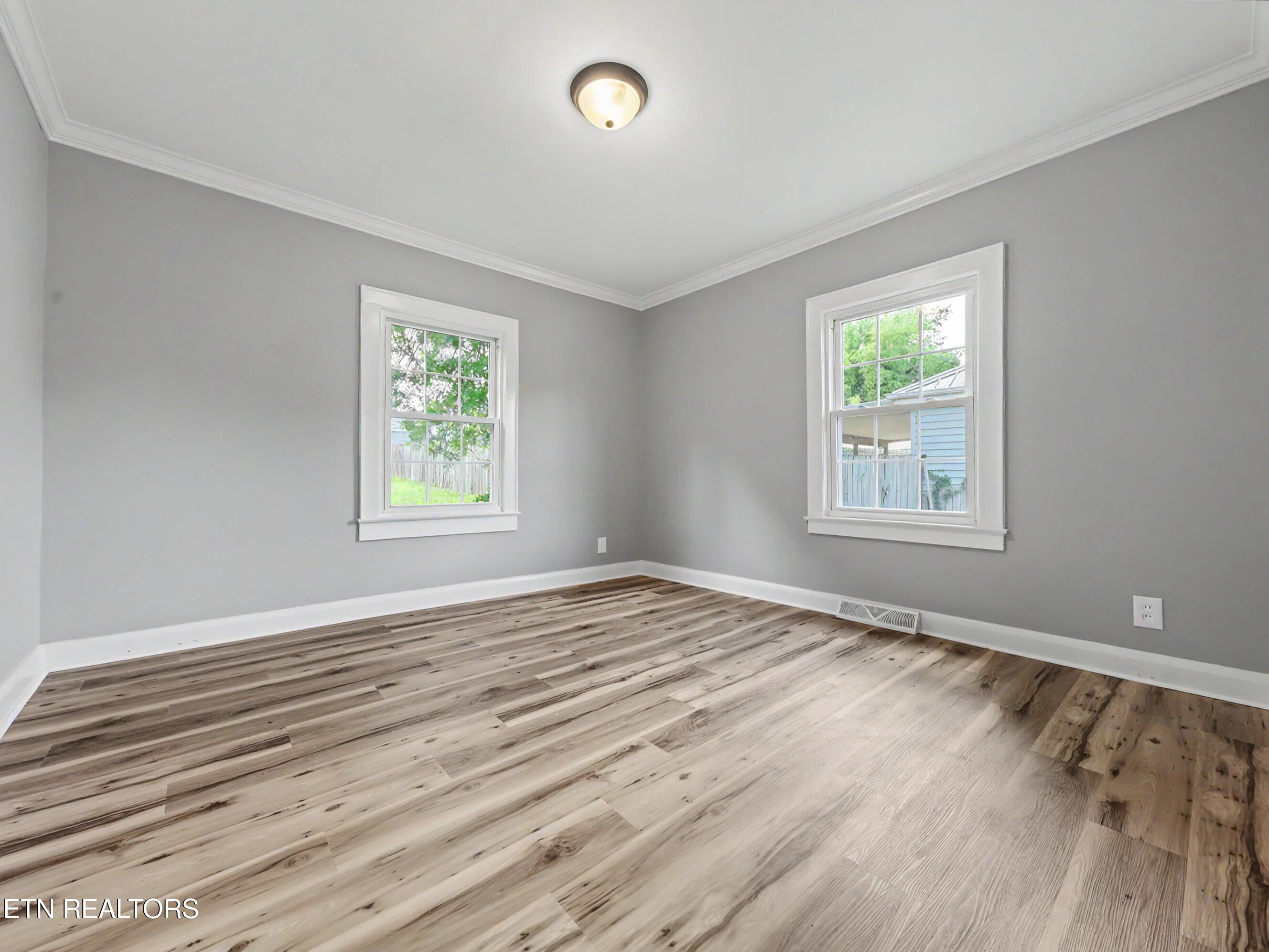 1412 Forest Avenue Maryville TN 37804