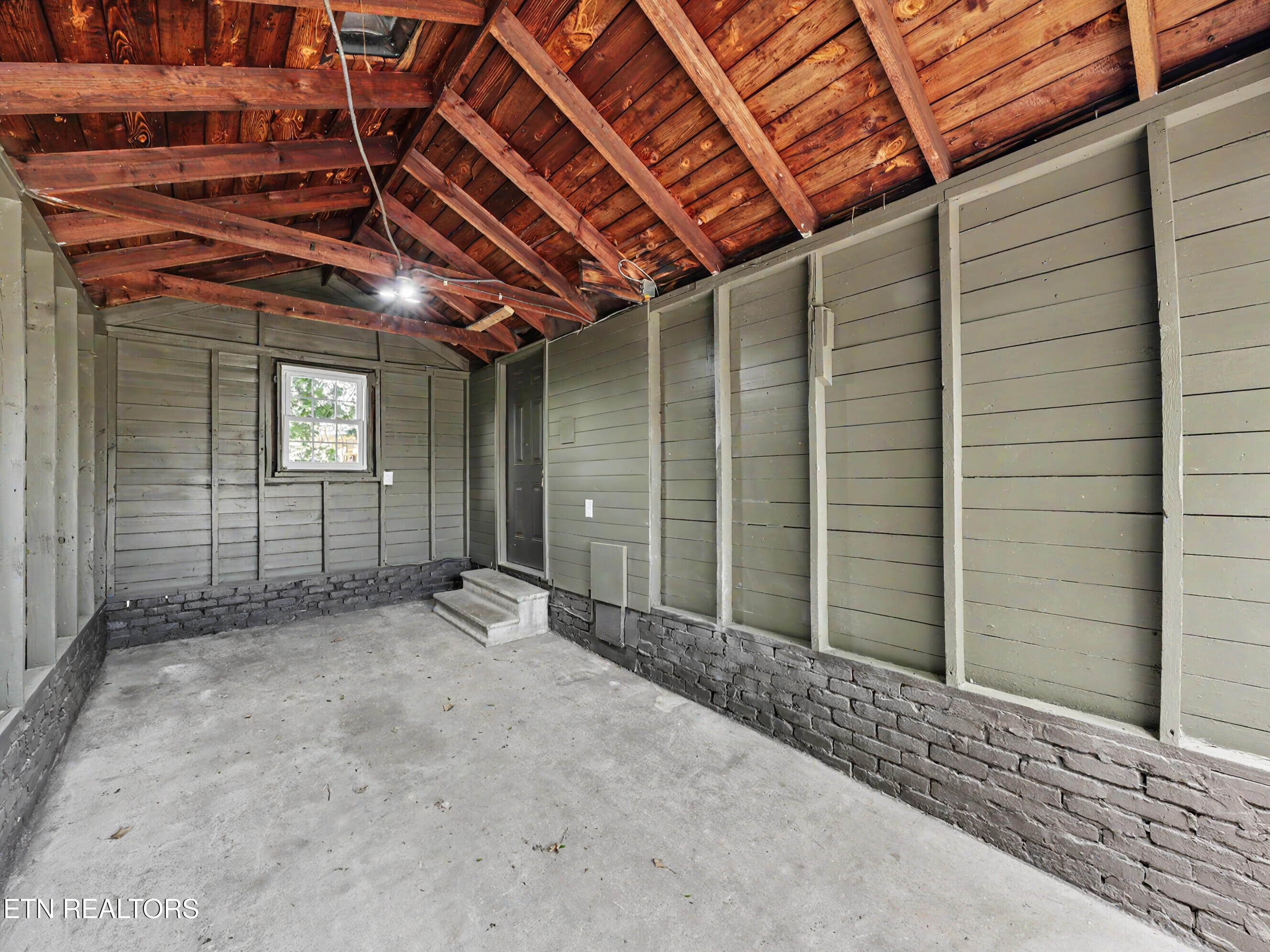 1412 Forest Avenue Maryville TN 37804