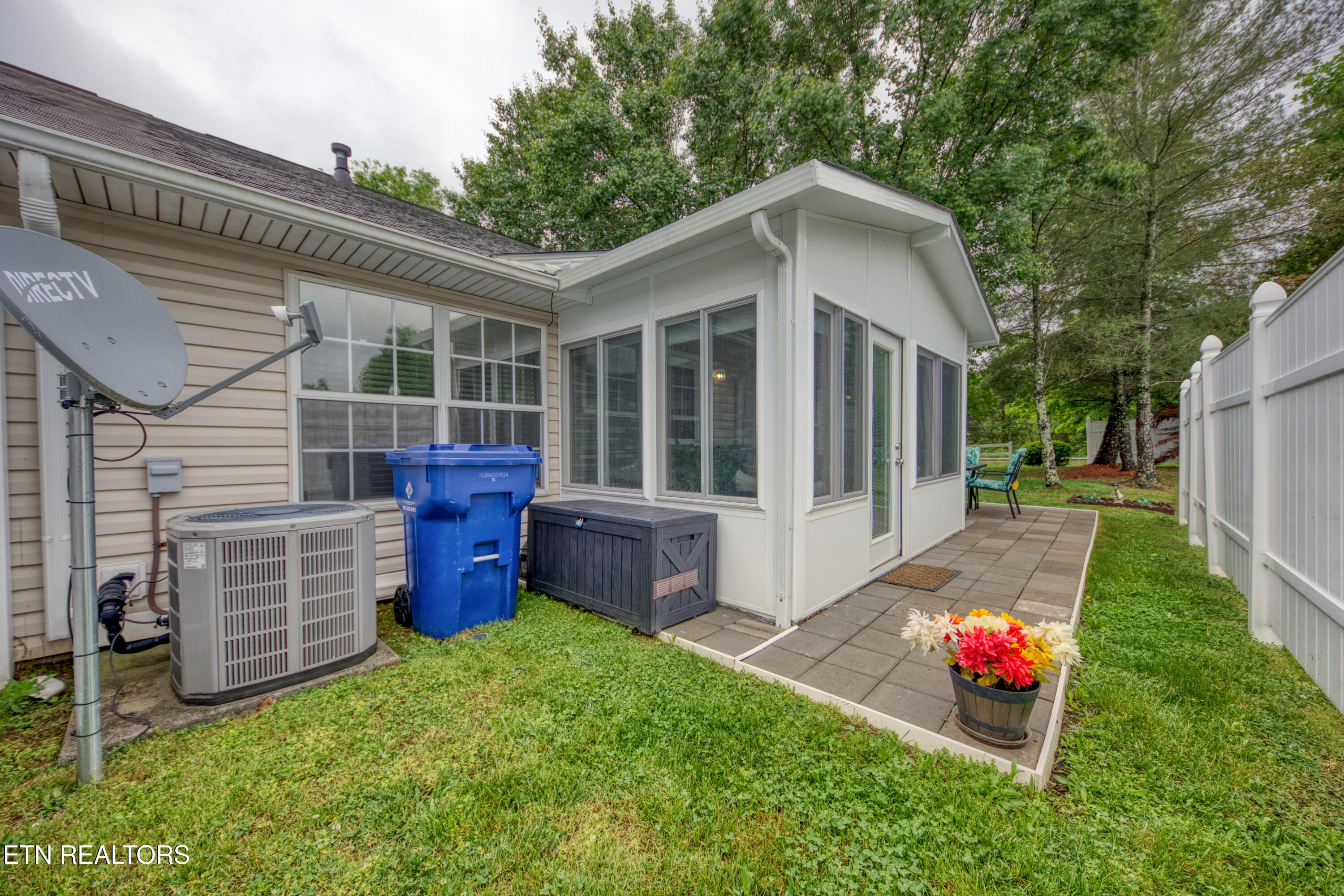 1723 Wood Song Lane Knoxville TN 37914
