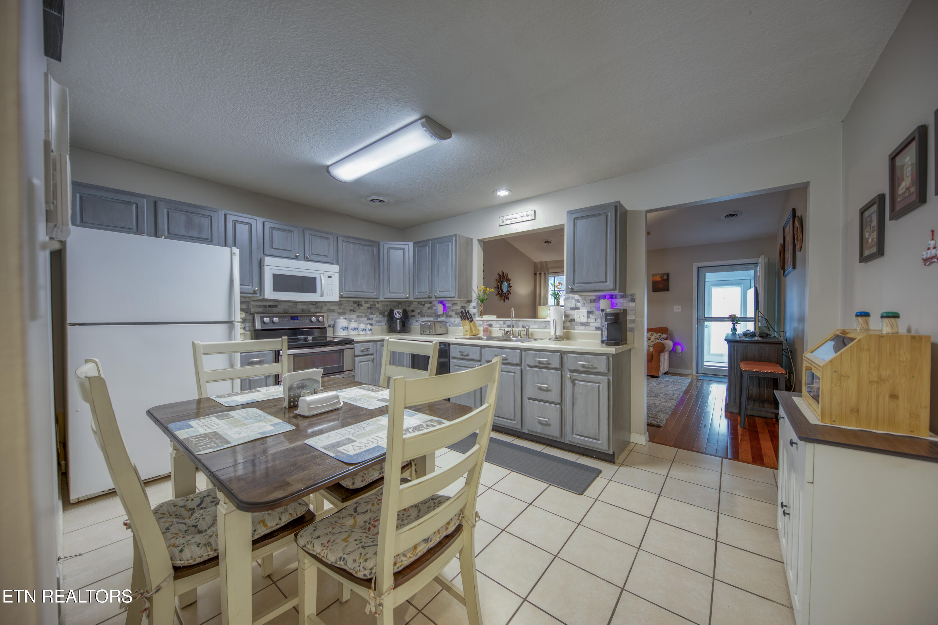 1723 Wood Song Lane Knoxville TN 37914