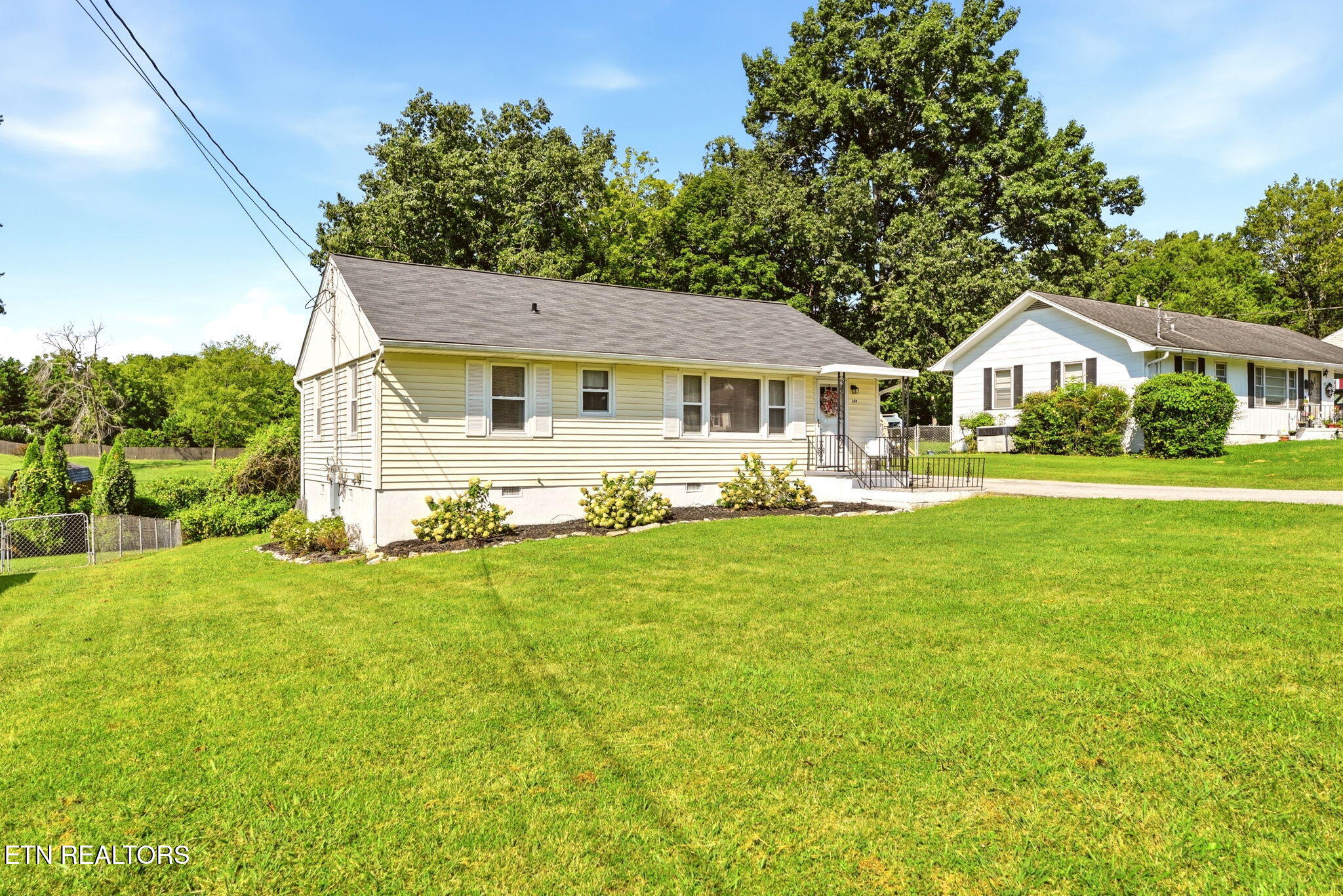 309 Cross Street Clinton TN 37716