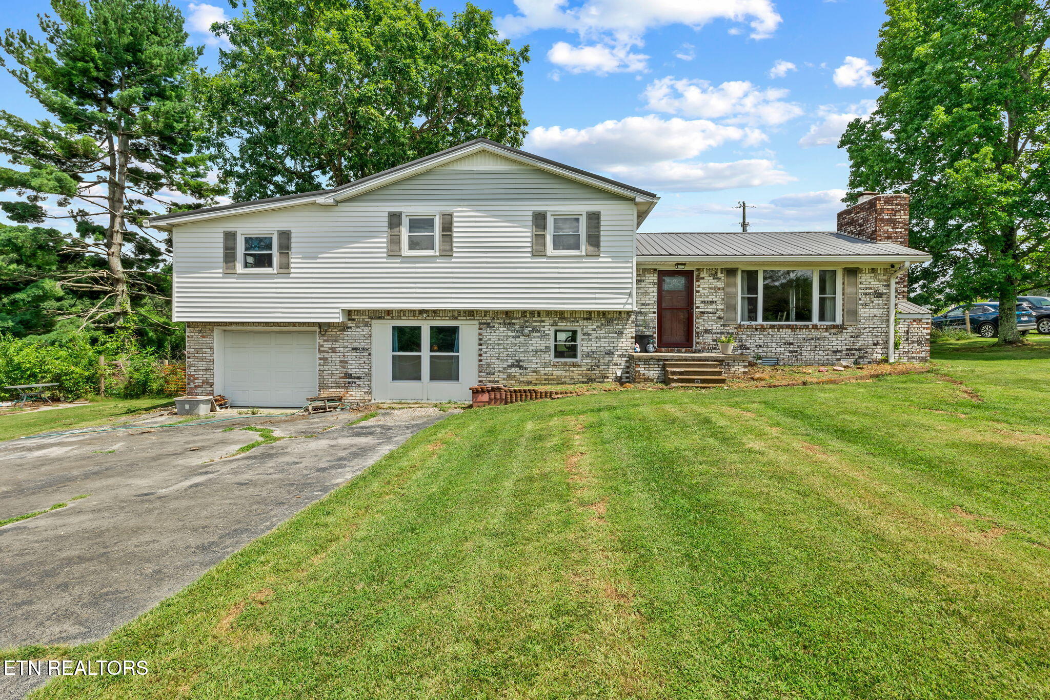 76 Spencer Lane Crossville TN 38571
