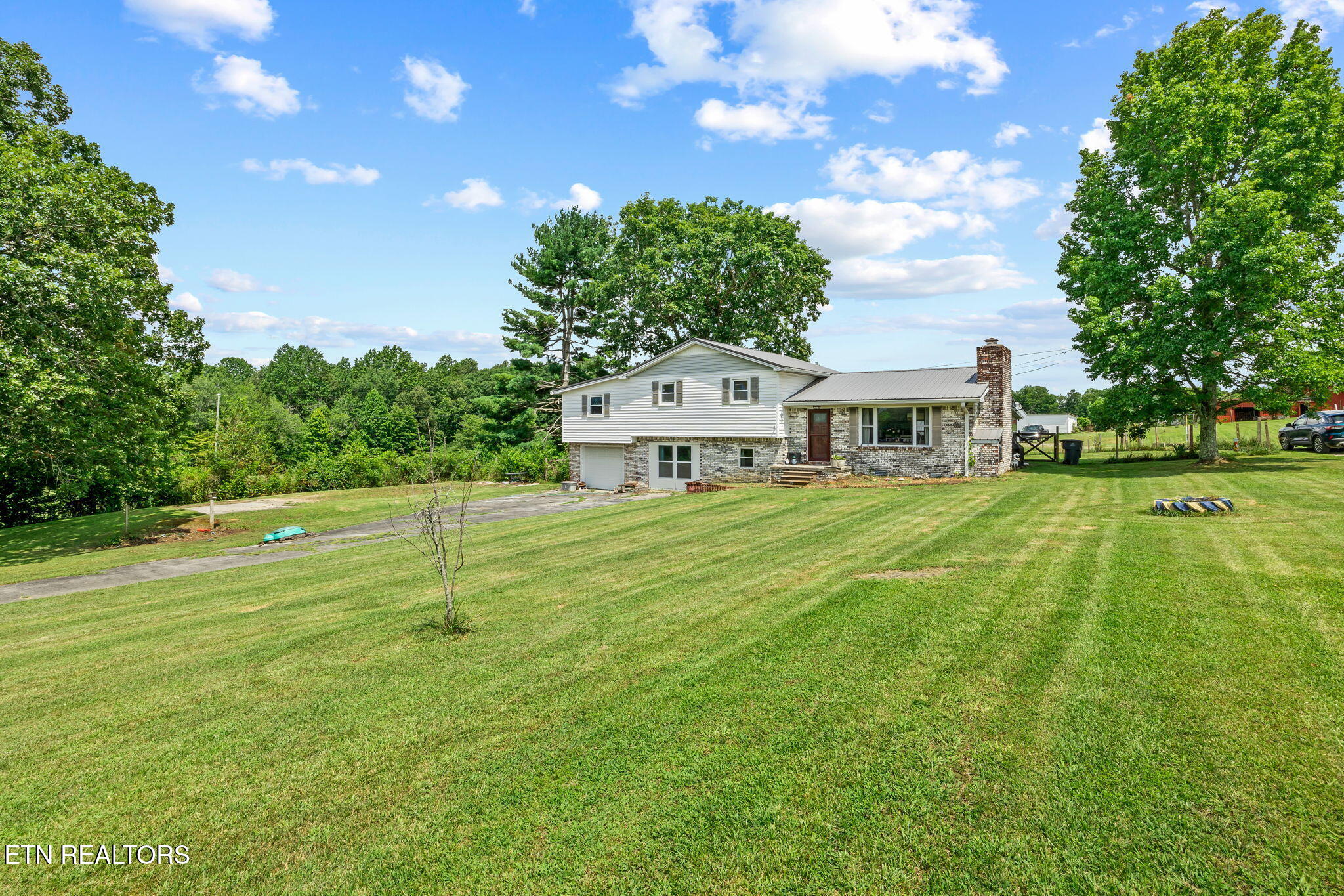 76 Spencer Lane Crossville TN 38571