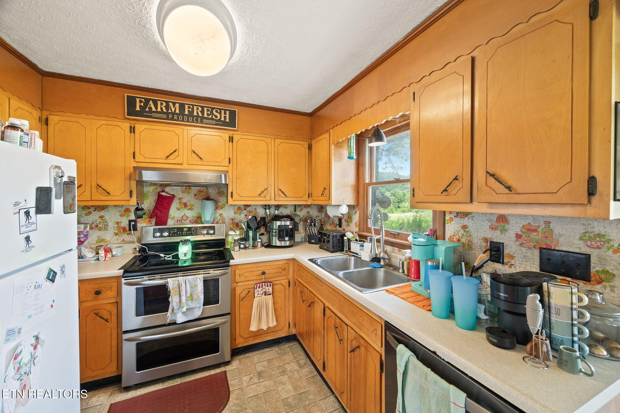 76 Spencer Lane Crossville TN 38571