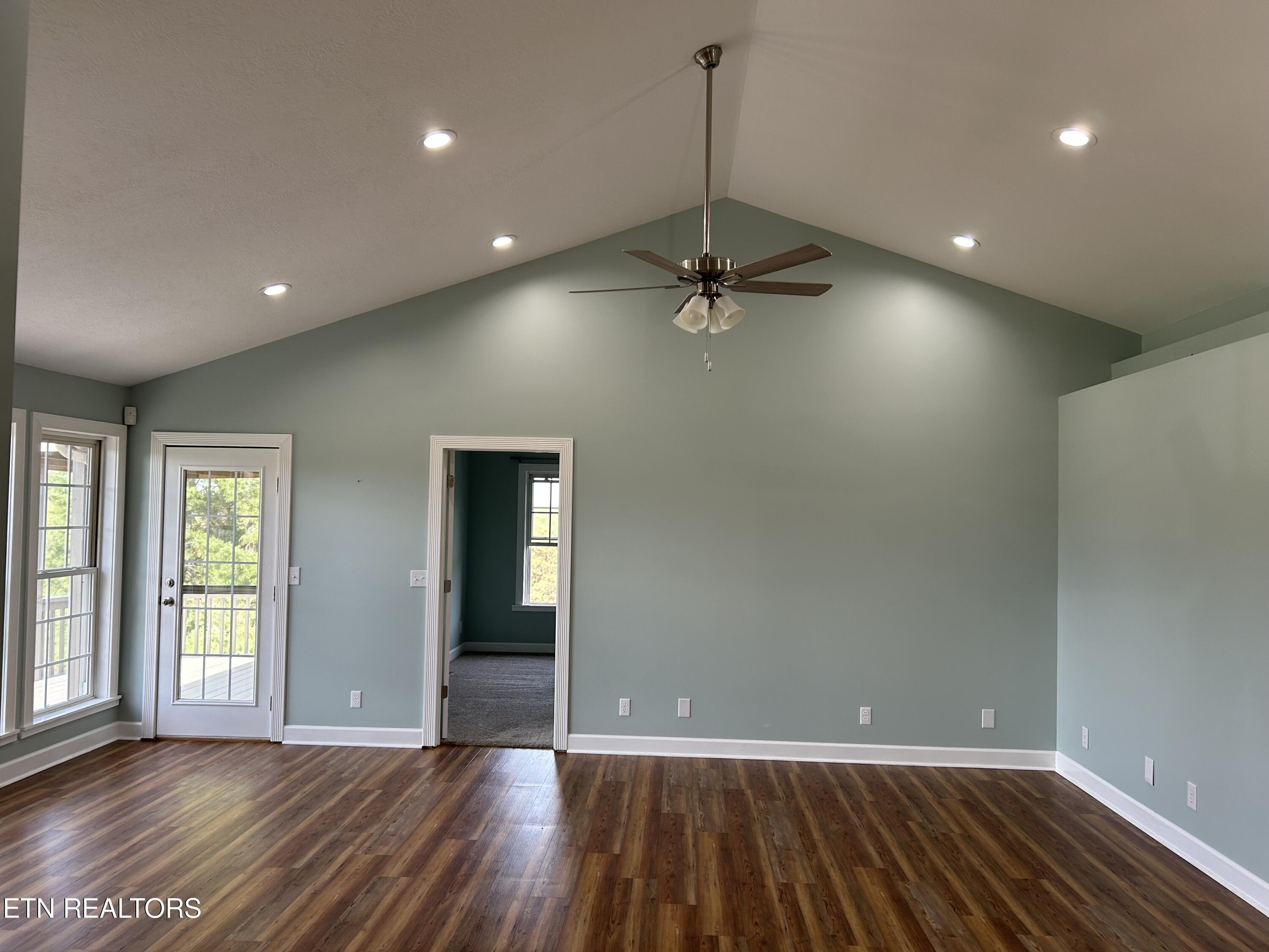 322 Battlefield Drive Dandridge TN 37725