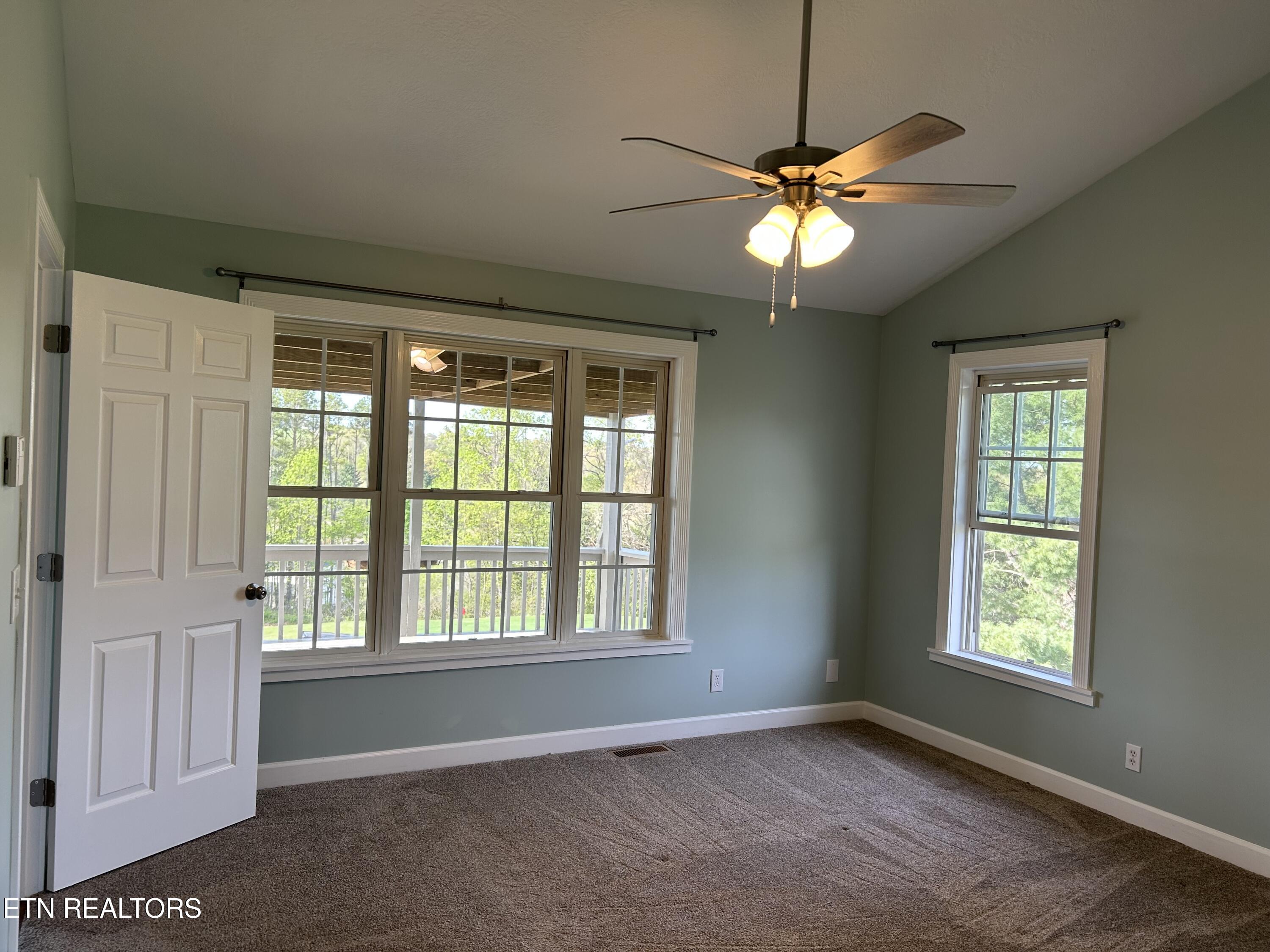 322 Battlefield Drive Dandridge TN 37725