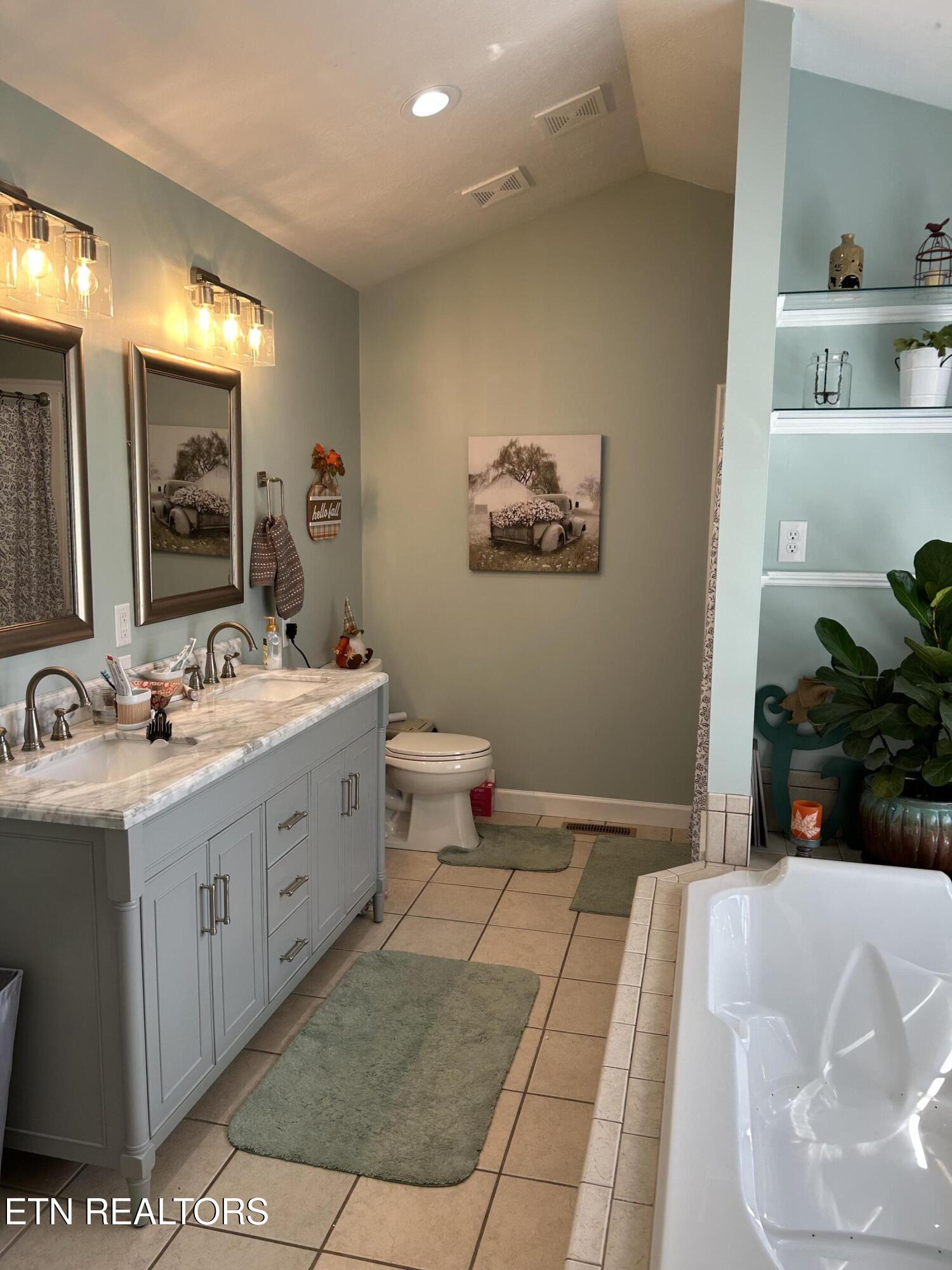322 Battlefield Drive Dandridge TN 37725