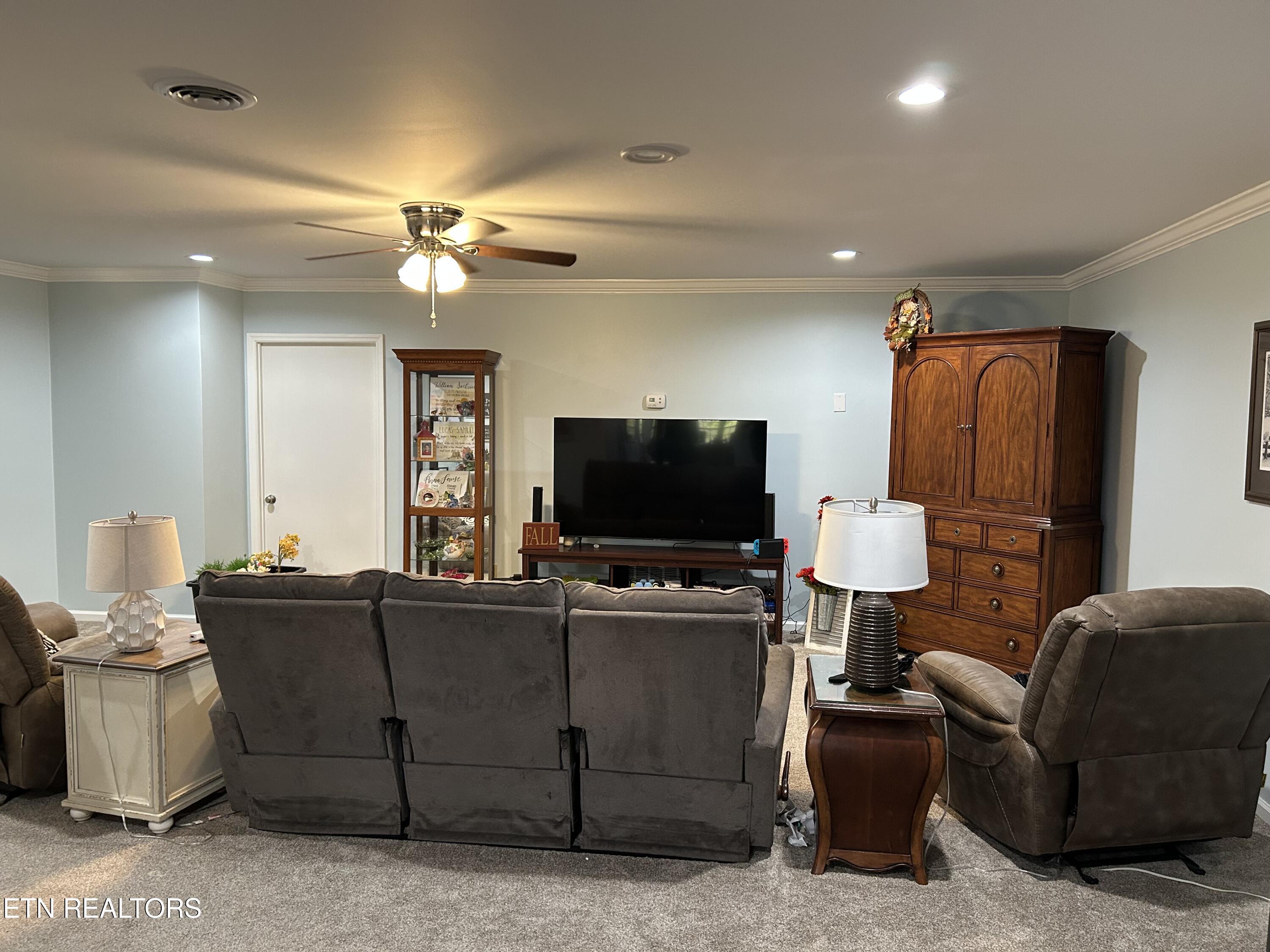 322 Battlefield Drive Dandridge TN 37725