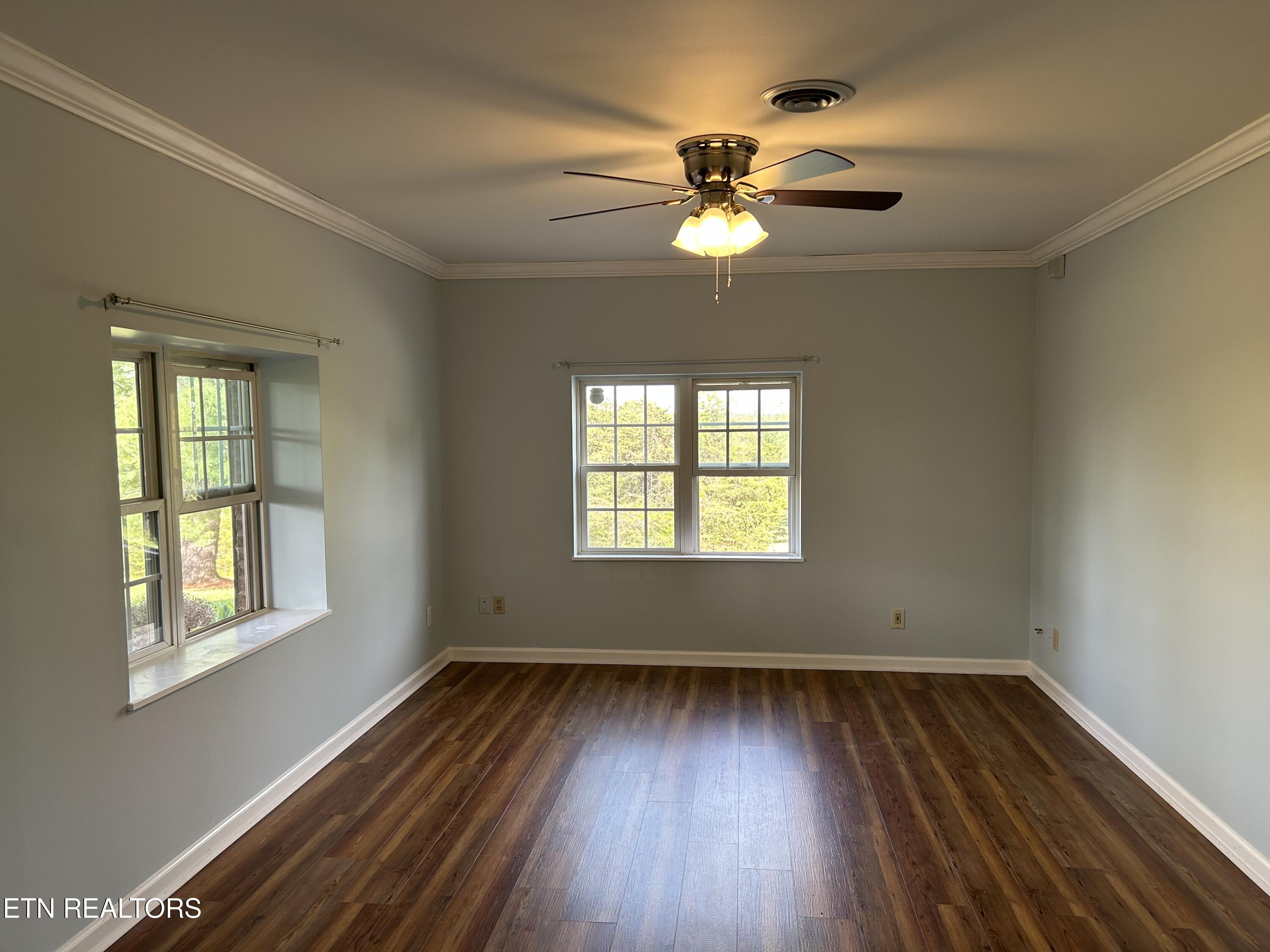 322 Battlefield Drive Dandridge TN 37725
