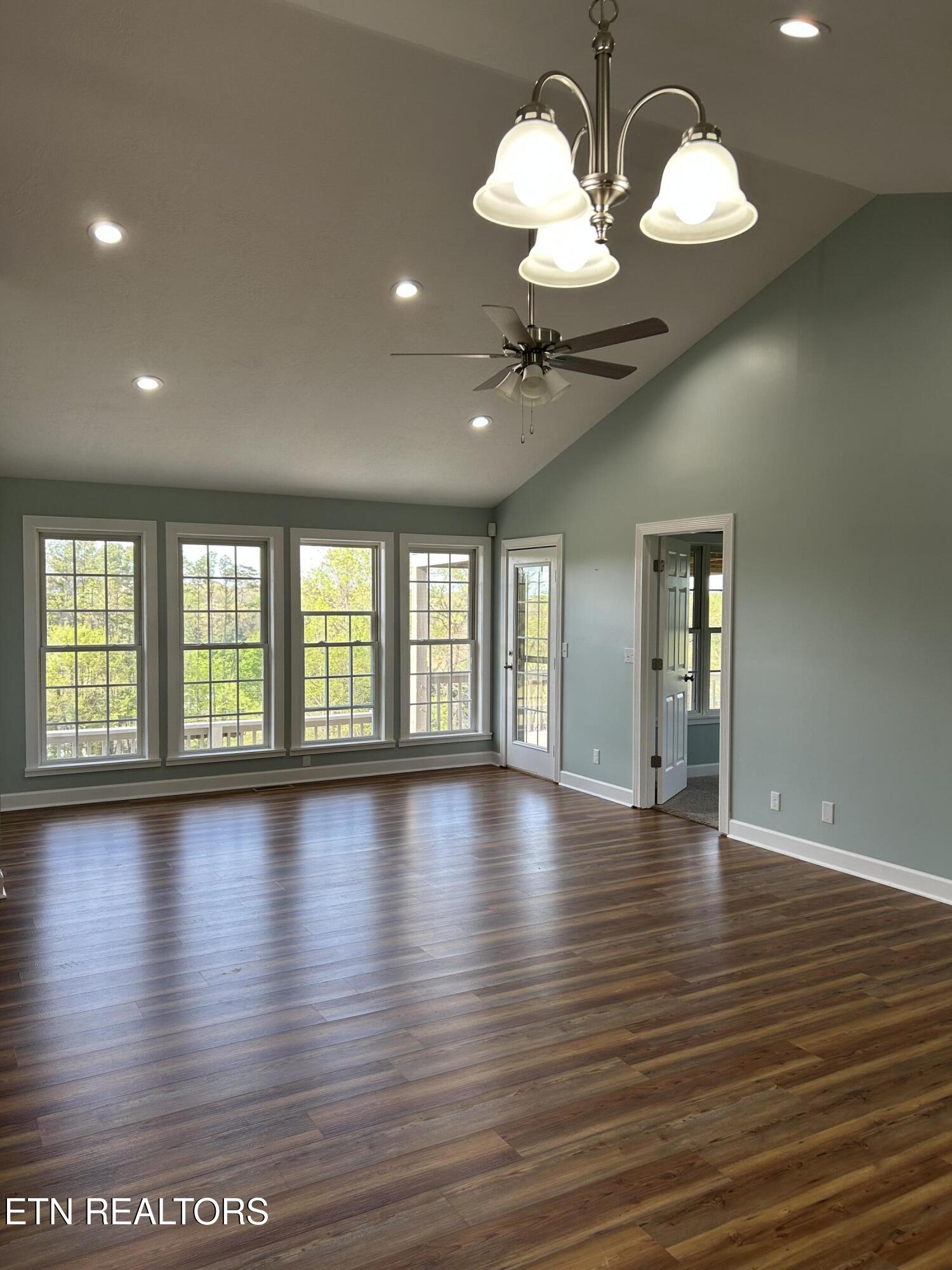 322 Battlefield Drive Dandridge TN 37725