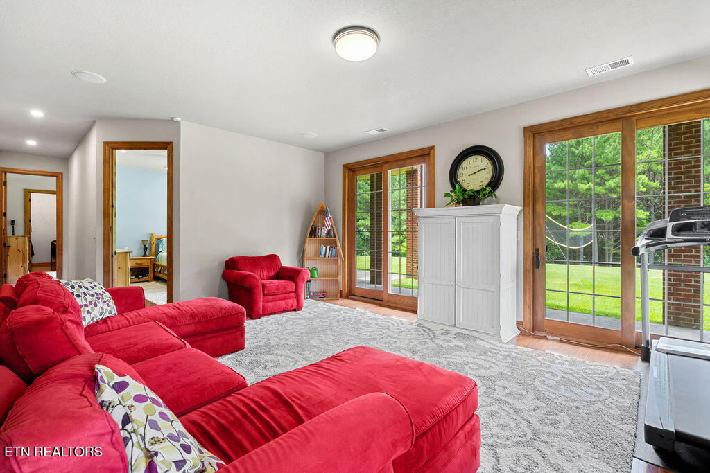 1410 Ward Road Loudon TN 37774