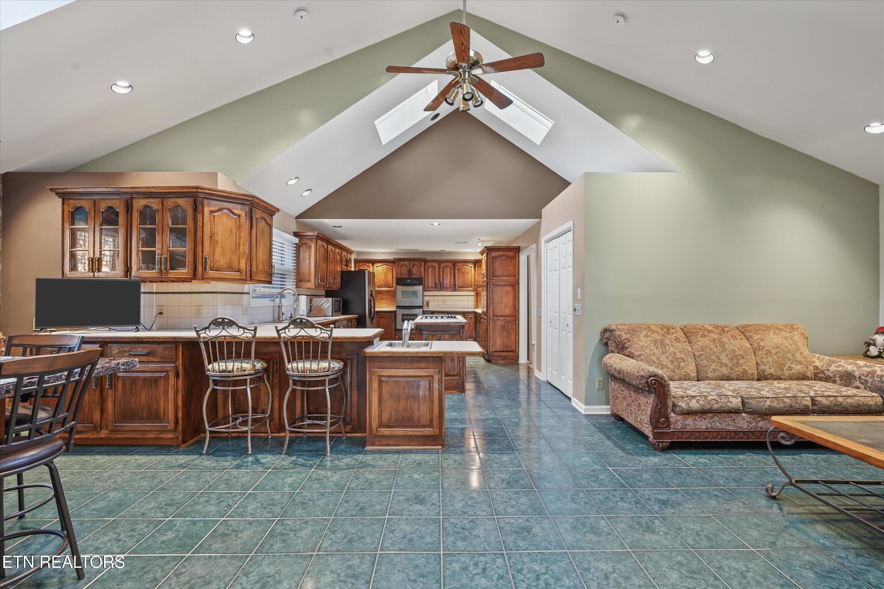377 Dominion Circle Knoxville TN 37934
