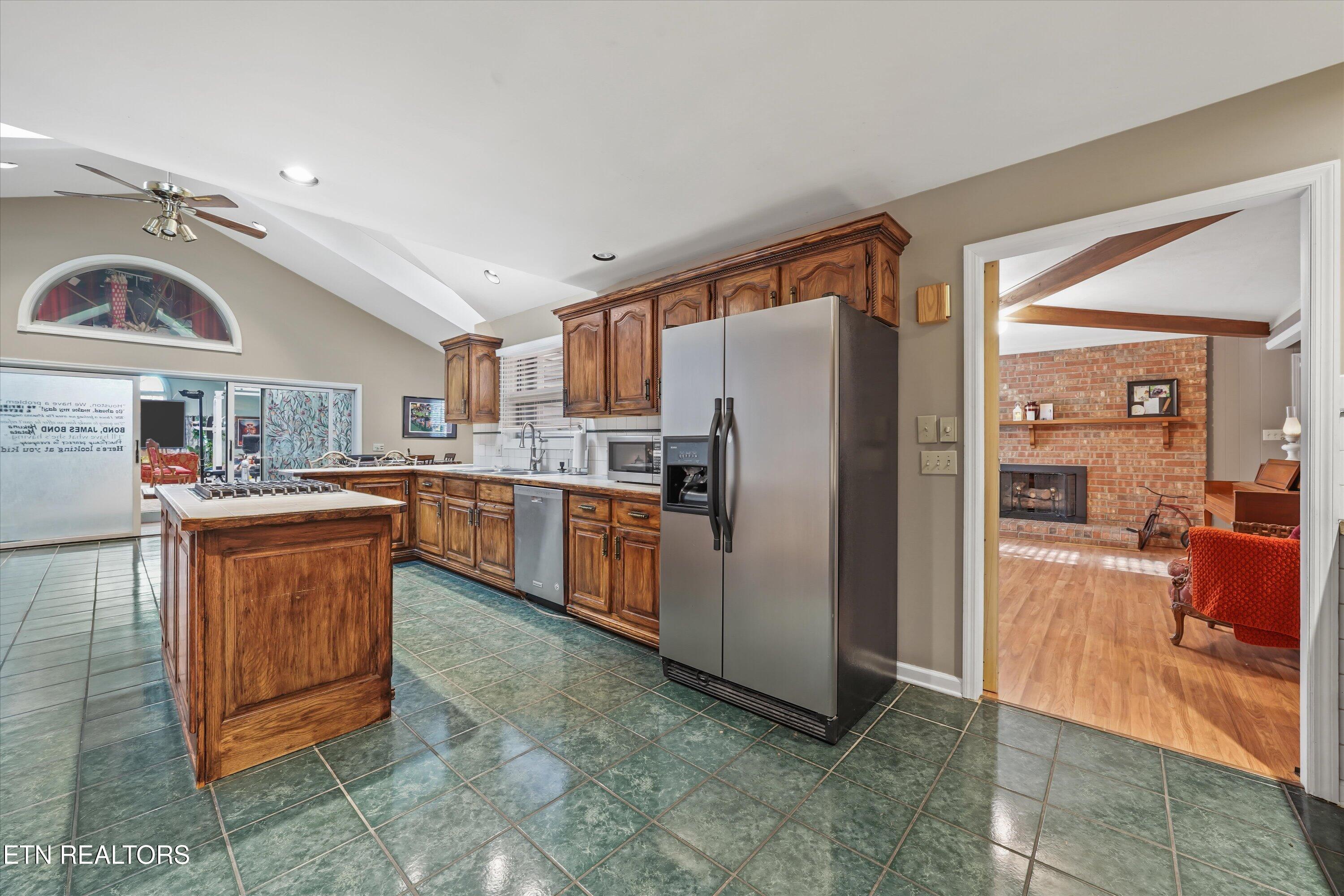 377 Dominion Circle Knoxville TN 37934