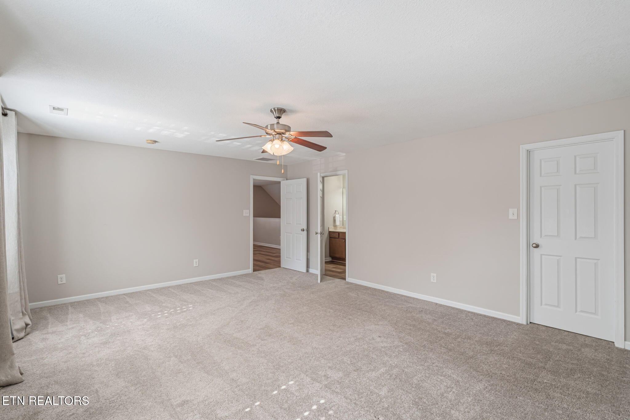 947 Vicar Lane Knoxville TN 37919