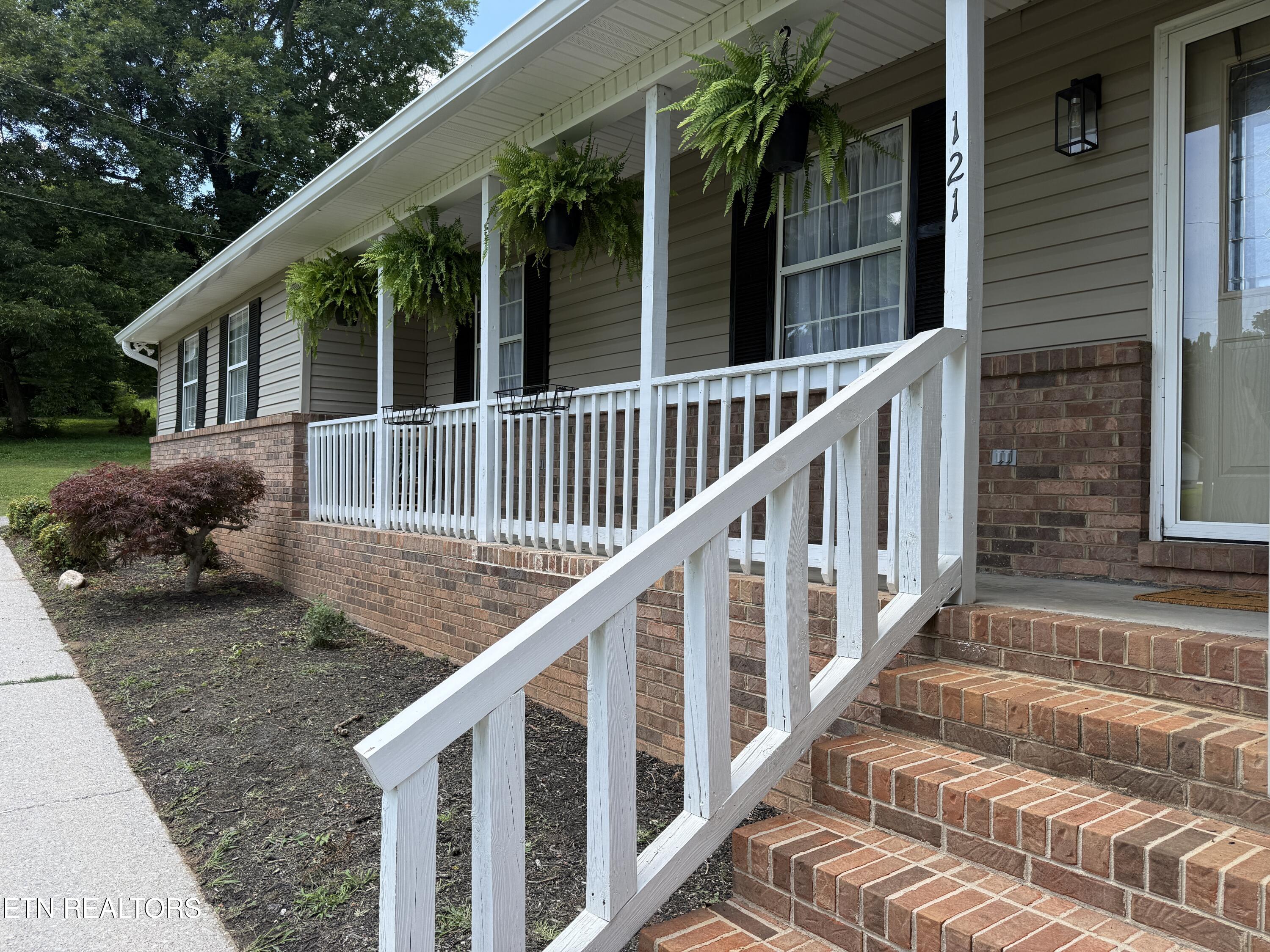 121 Inman Road Sweetwater TN 37874
